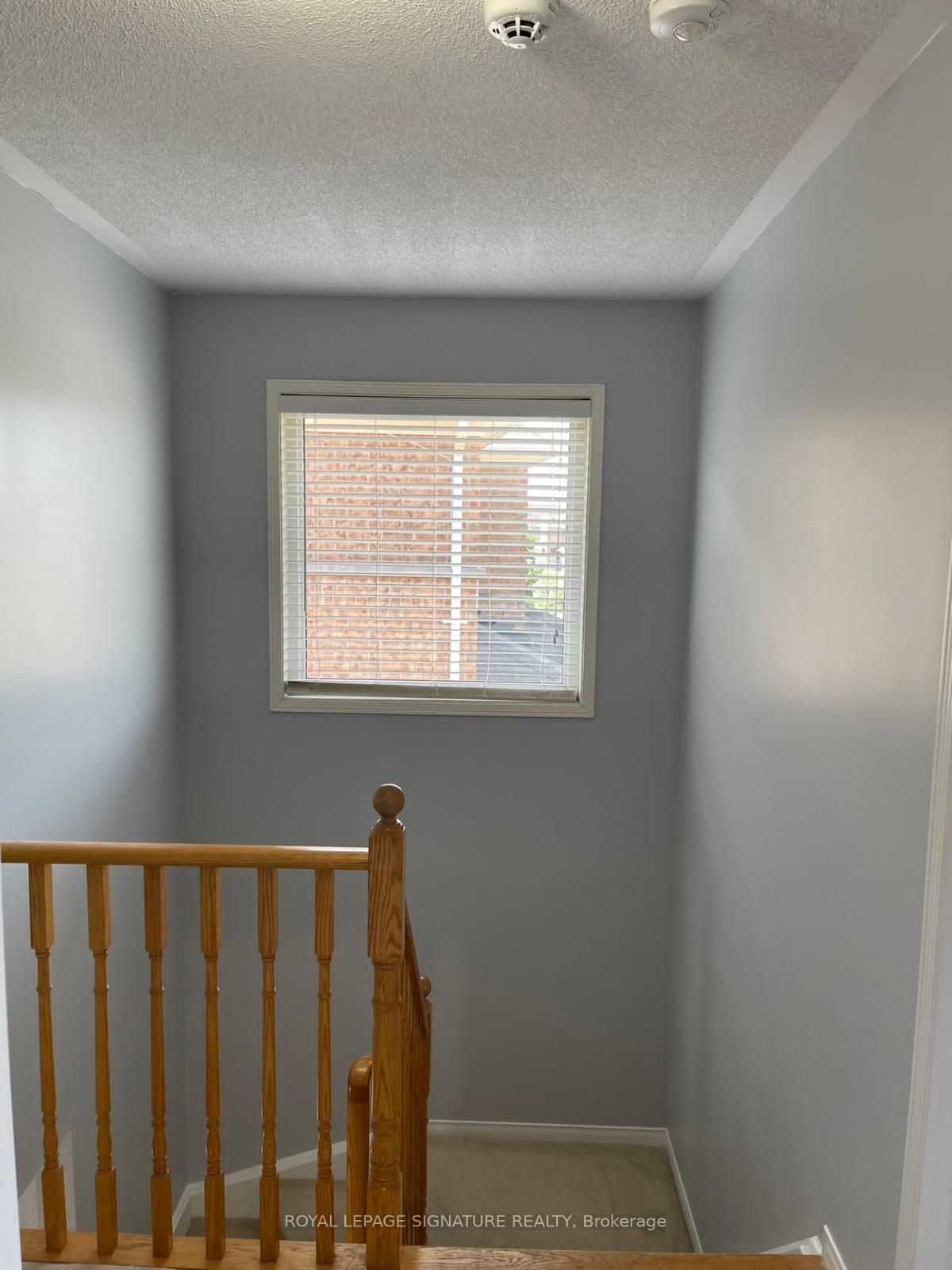 Photo 10 of 155 Sugarhill Drive, Brampton, Fletcher's Meadow — HOMEH