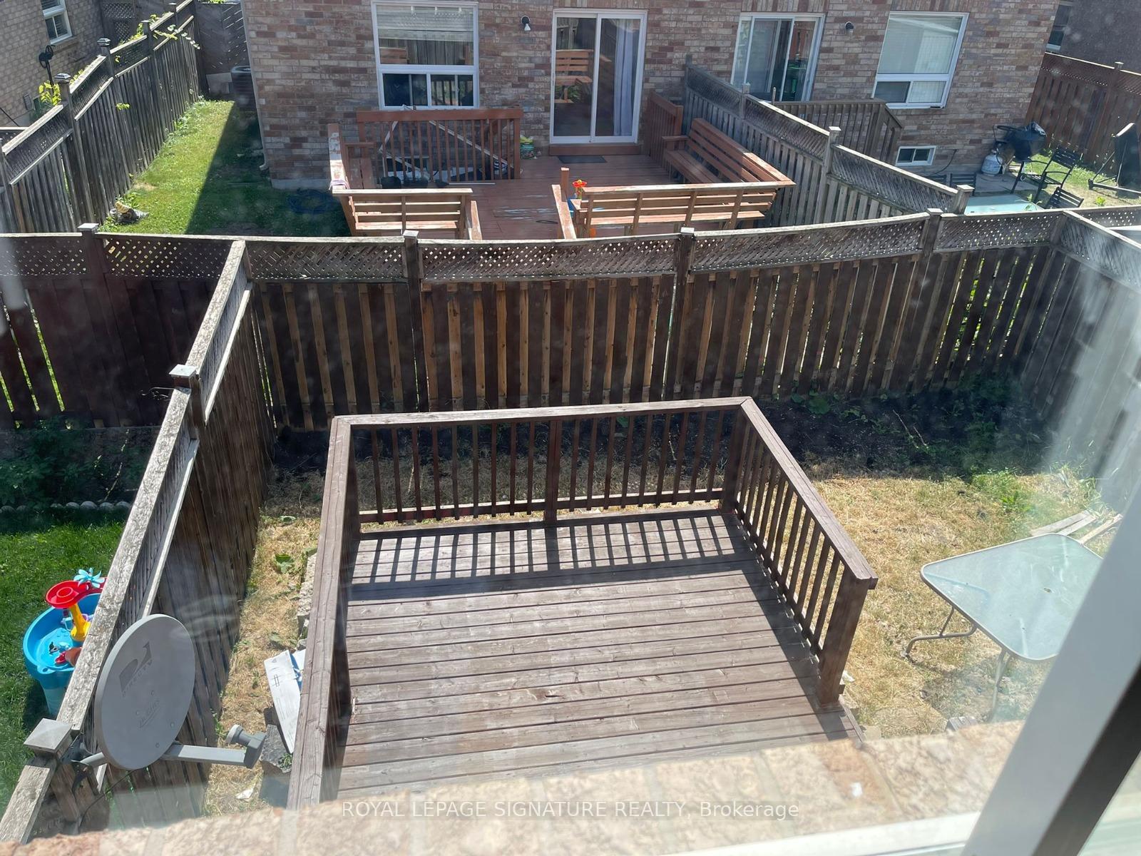 Photo 18 of 155 Sugarhill Drive, Brampton, Fletcher's Meadow — HOMEH