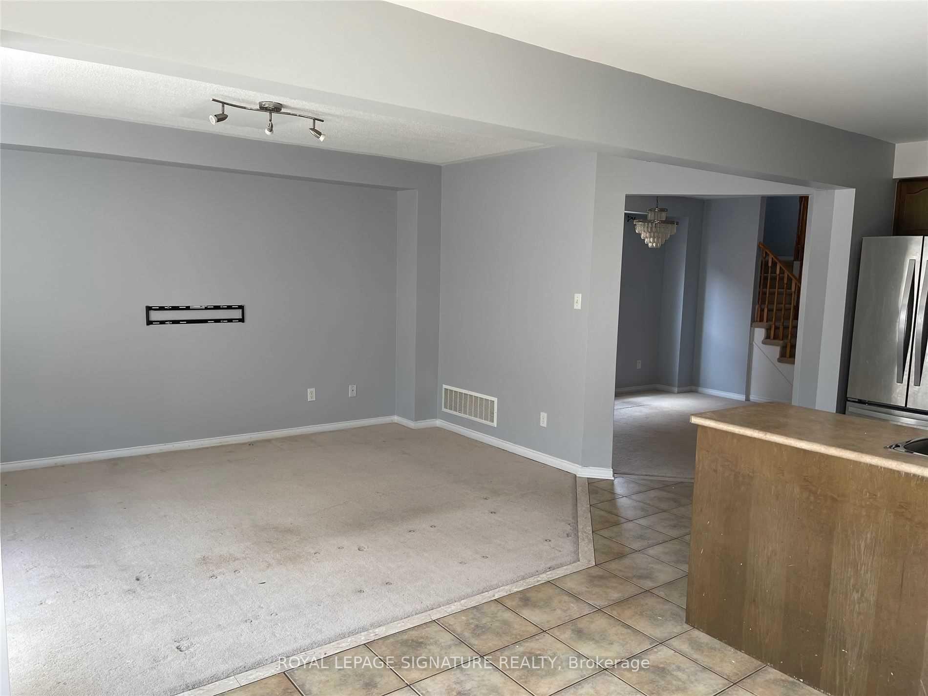 Photo 25 of 155 Sugarhill Drive, Brampton, Fletcher's Meadow — HOMEH