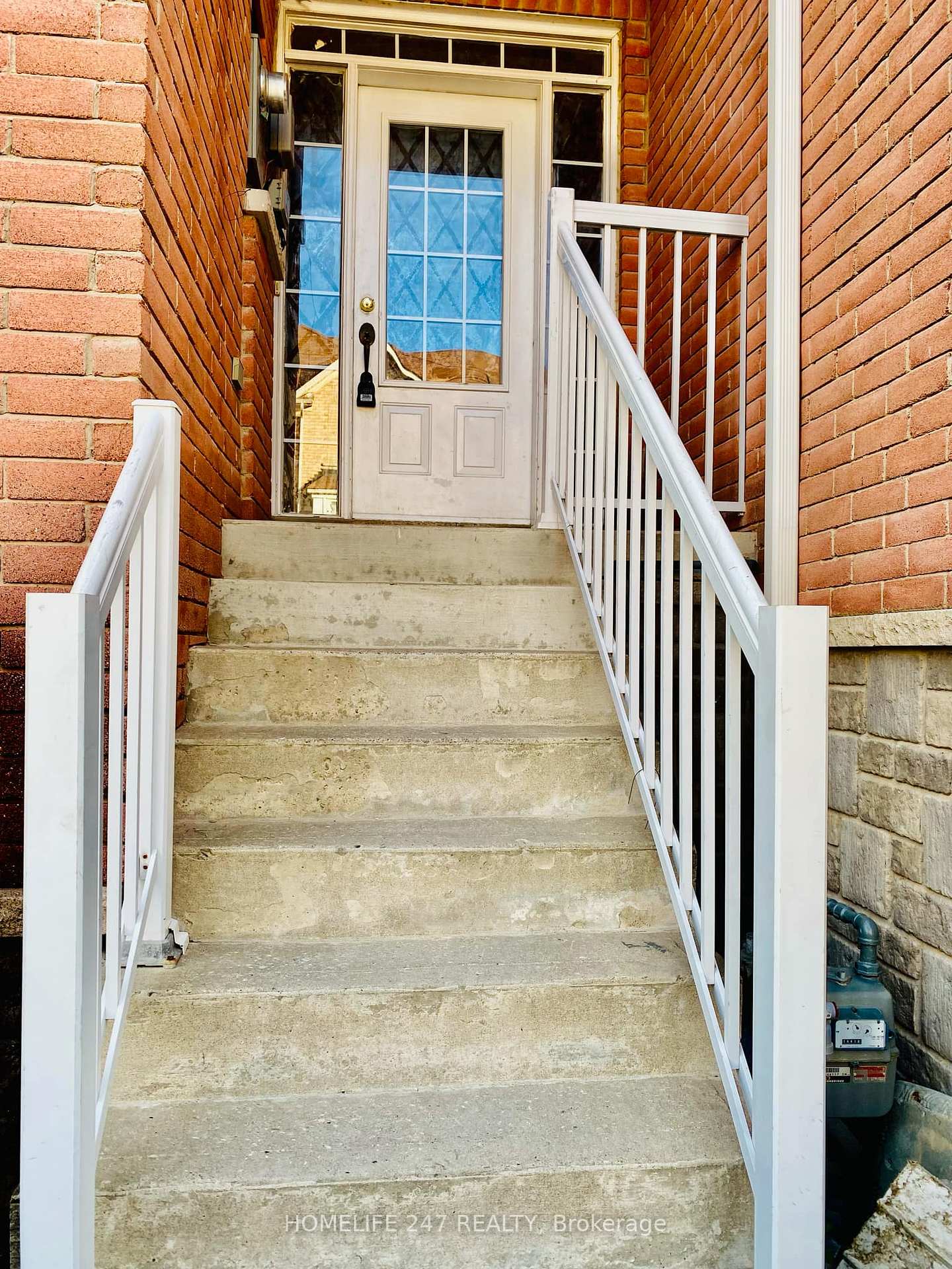 Photo 10 of 24 Beeston Road, Brampton, Fletcher's Creek South — HOMEH