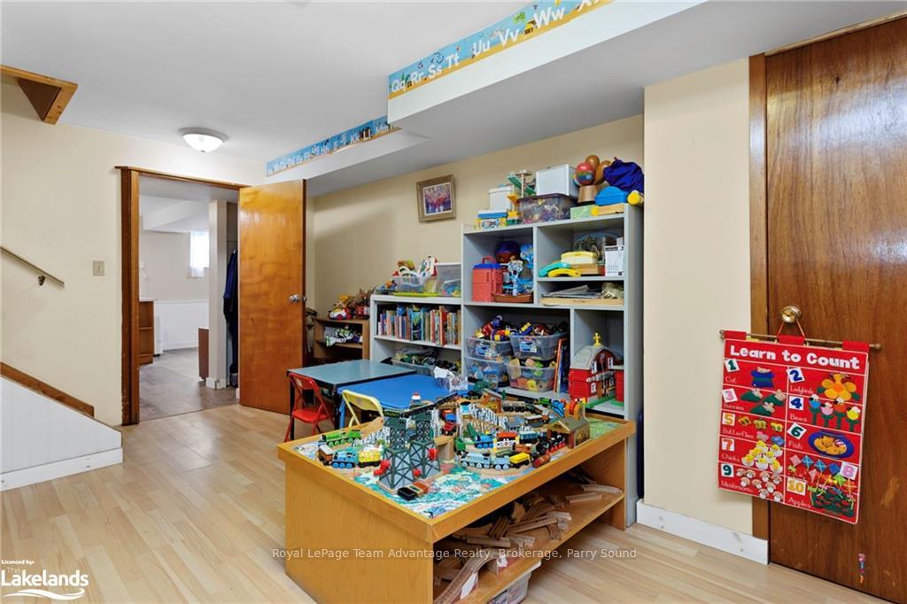Photo 16 of 2 Earl'S Court, Vaughan, Uplands — HOMEH