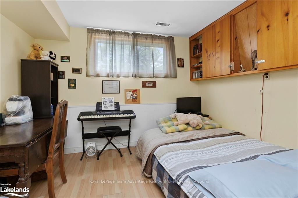 Photo 17 of 2 Earl'S Court, Vaughan, Uplands — HOMEH