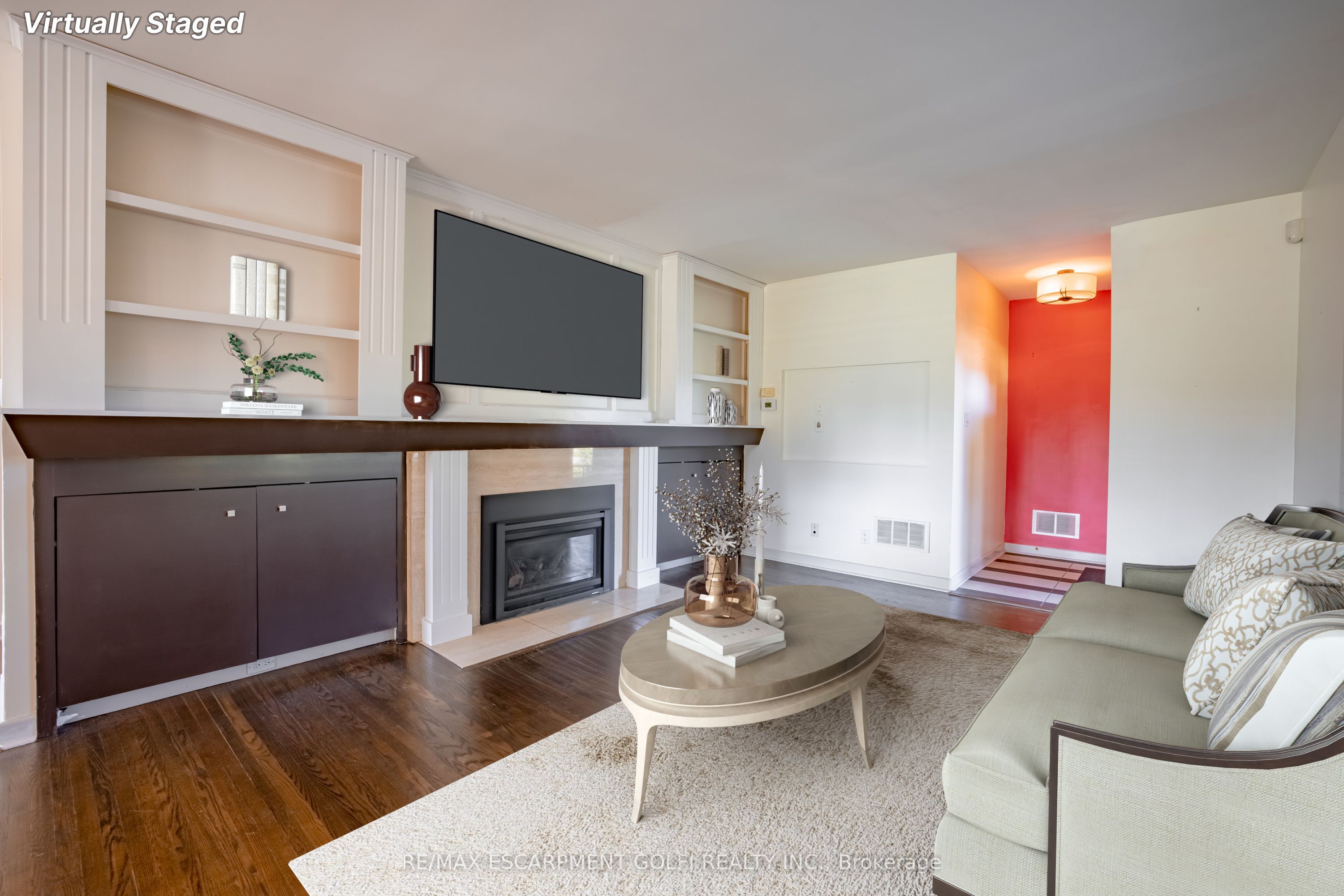 Photo 5 of 111 Riverdale Drive, St. Catharines, Old Glenridge — HOMEH