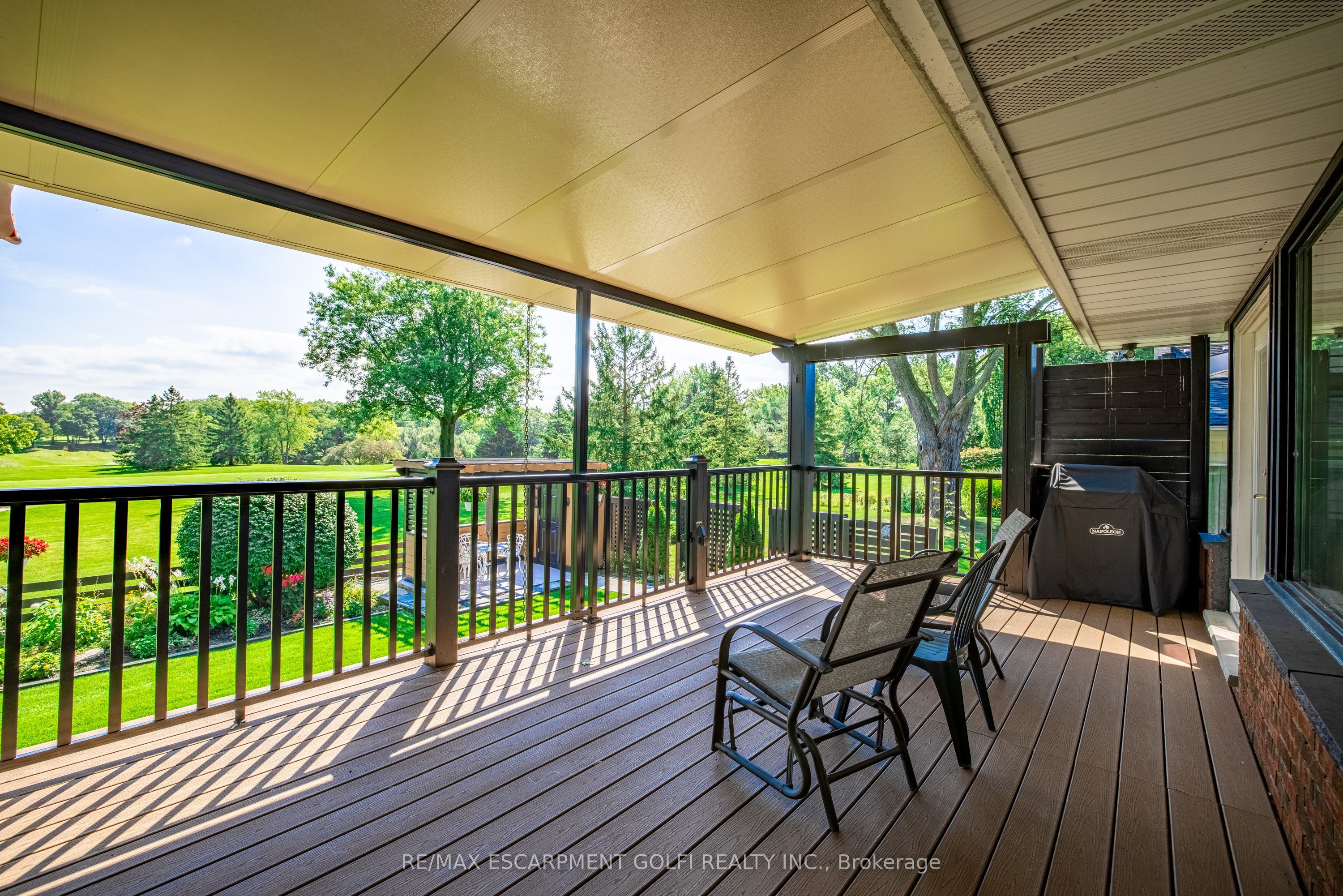 Photo 37 of 111 Riverdale Drive, St. Catharines, Old Glenridge — HOMEH