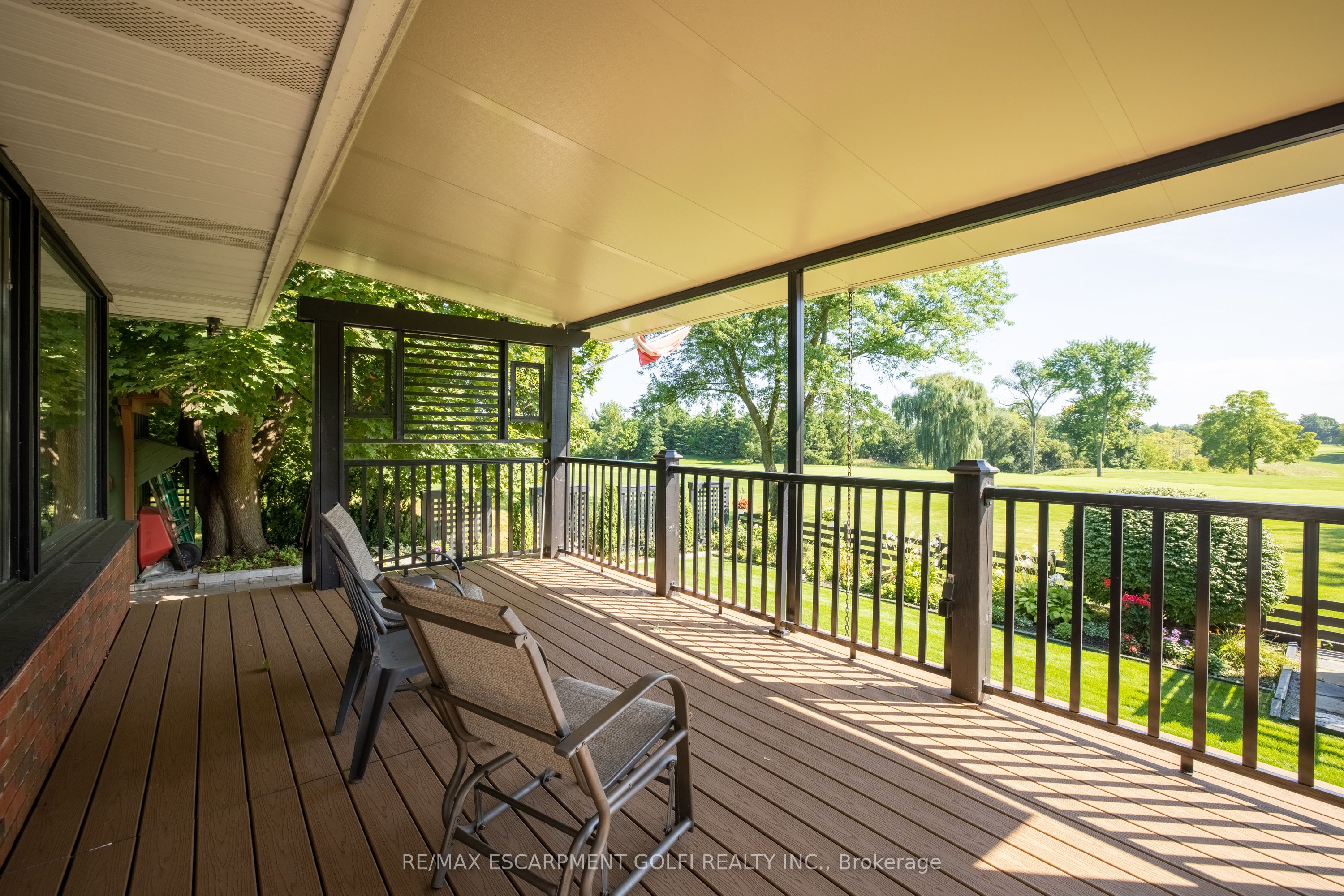 Photo 38 of 111 Riverdale Drive, St. Catharines, Old Glenridge — HOMEH