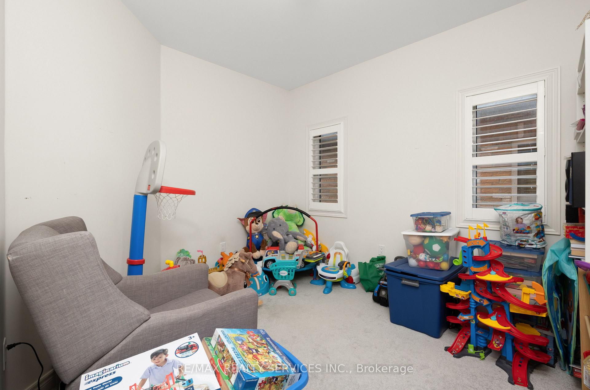 Photo 16 of 21 Taurus Road, Brampton, Northwest Brampton — HOMEH