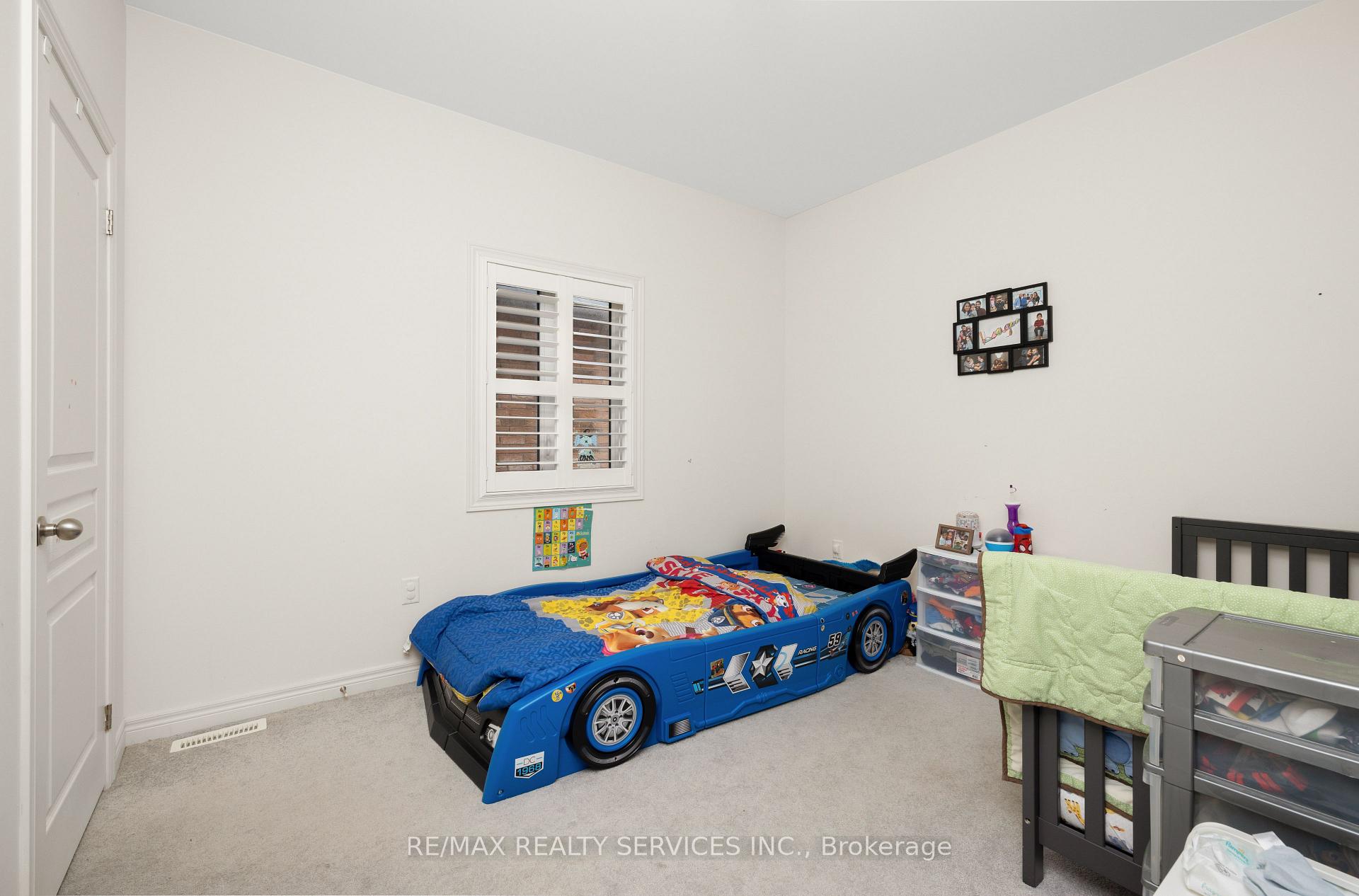 Photo 17 of 21 Taurus Road, Brampton, Northwest Brampton — HOMEH
