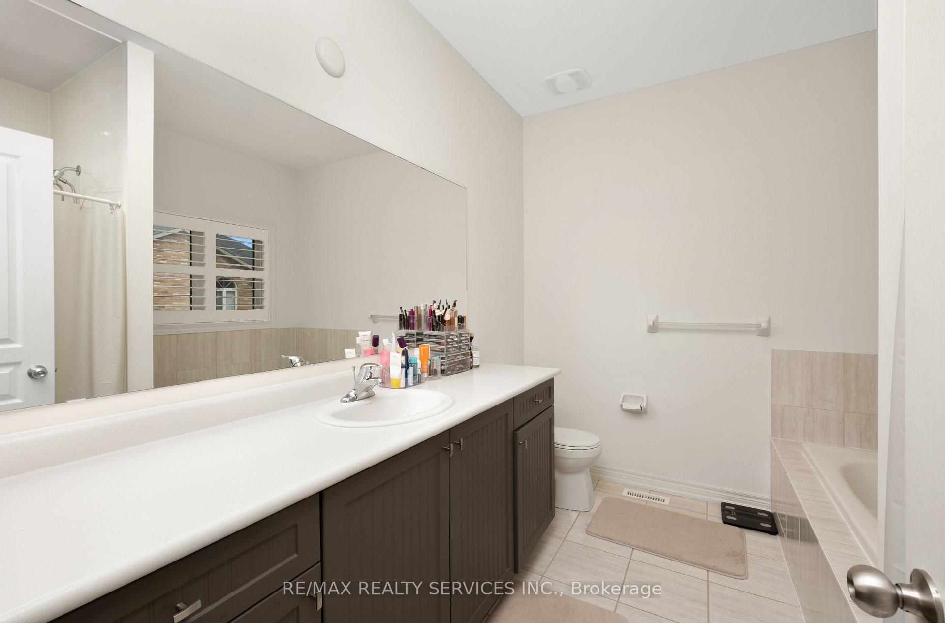 Photo 21 of 21 Taurus Road, Brampton, Northwest Brampton — HOMEH