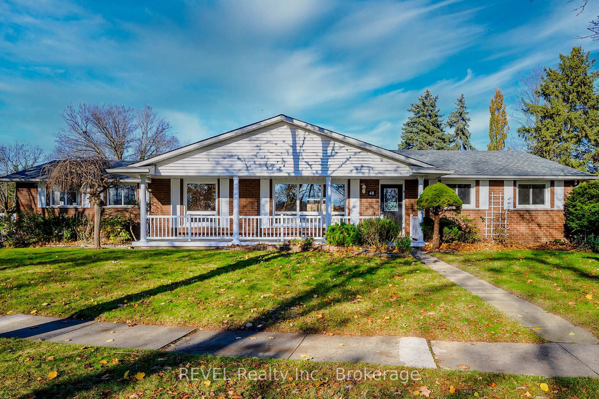 Photo 1 of 48 Port Master Drive, St. Catharines, Martindale Pond — HOMEH