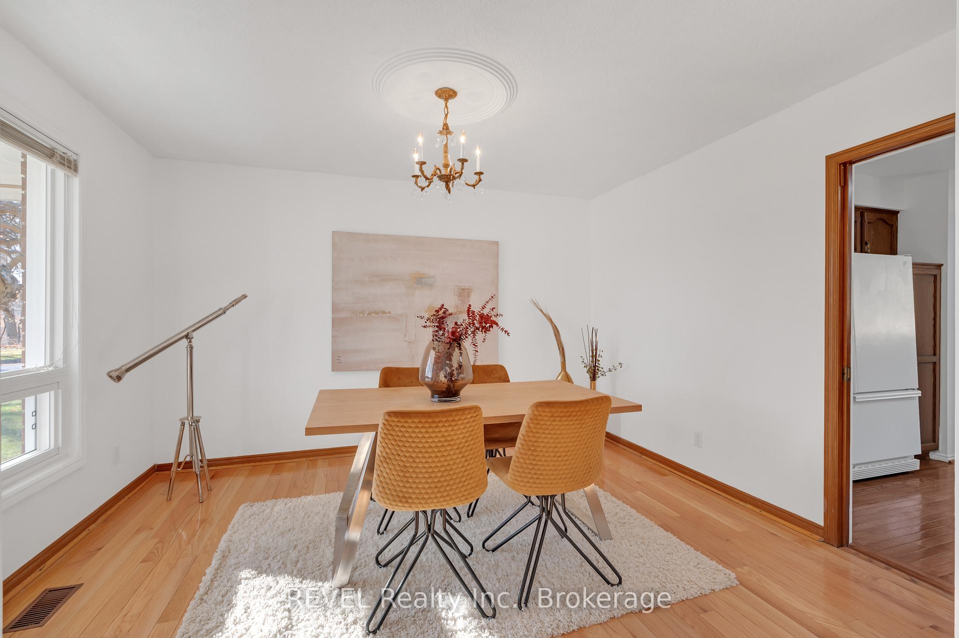 Photo 13 of 48 Port Master Drive, St. Catharines, Martindale Pond — HOMEH