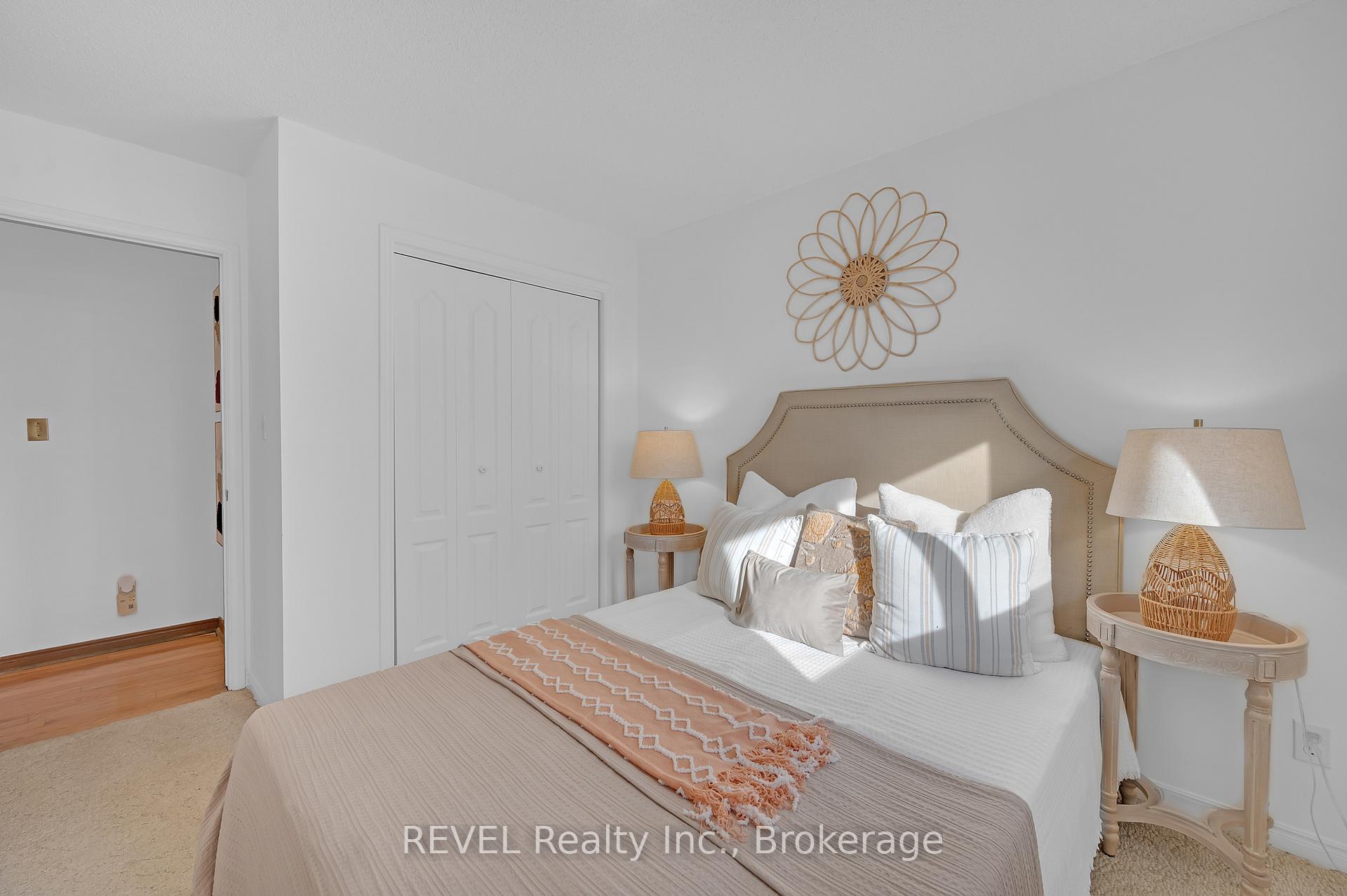 Photo 19 of 48 Port Master Drive, St. Catharines, Martindale Pond — HOMEH