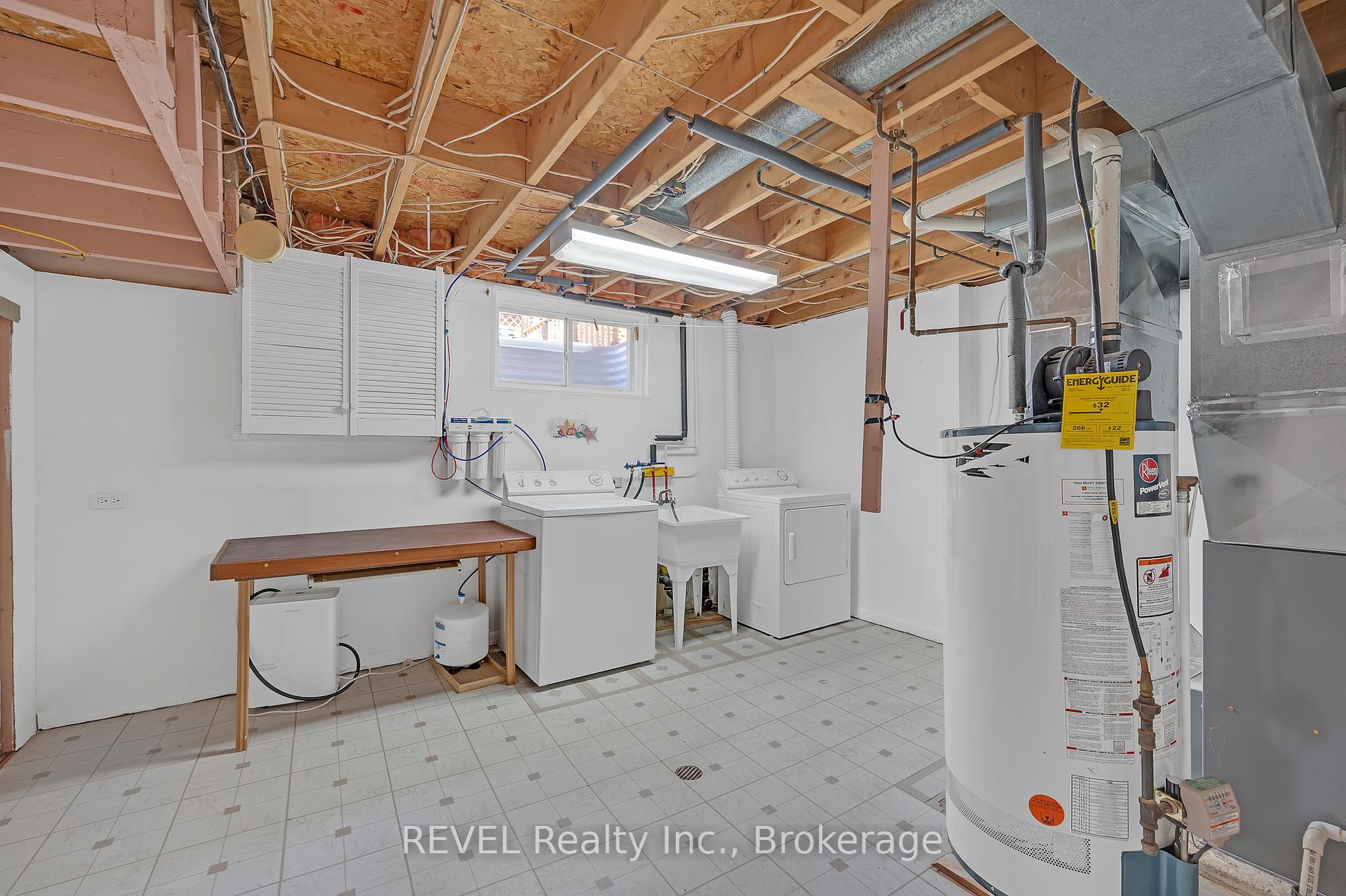 Photo 23 of 48 Port Master Drive, St. Catharines, Martindale Pond — HOMEH