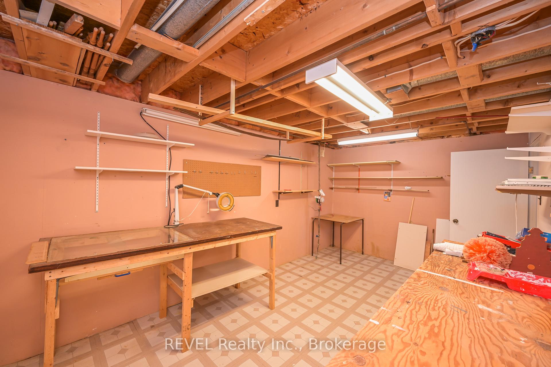 Photo 29 of 48 Port Master Drive, St. Catharines, Martindale Pond — HOMEH