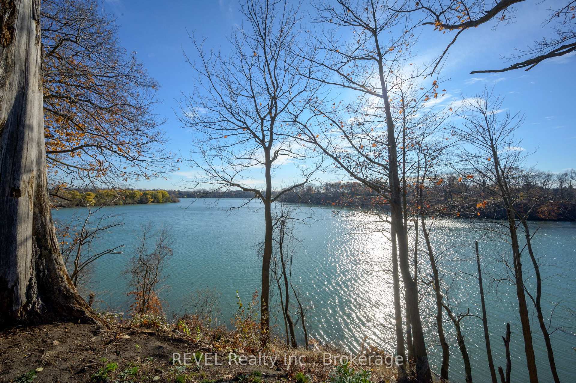 Photo 36 of 48 Port Master Drive, St. Catharines, Martindale Pond — HOMEH