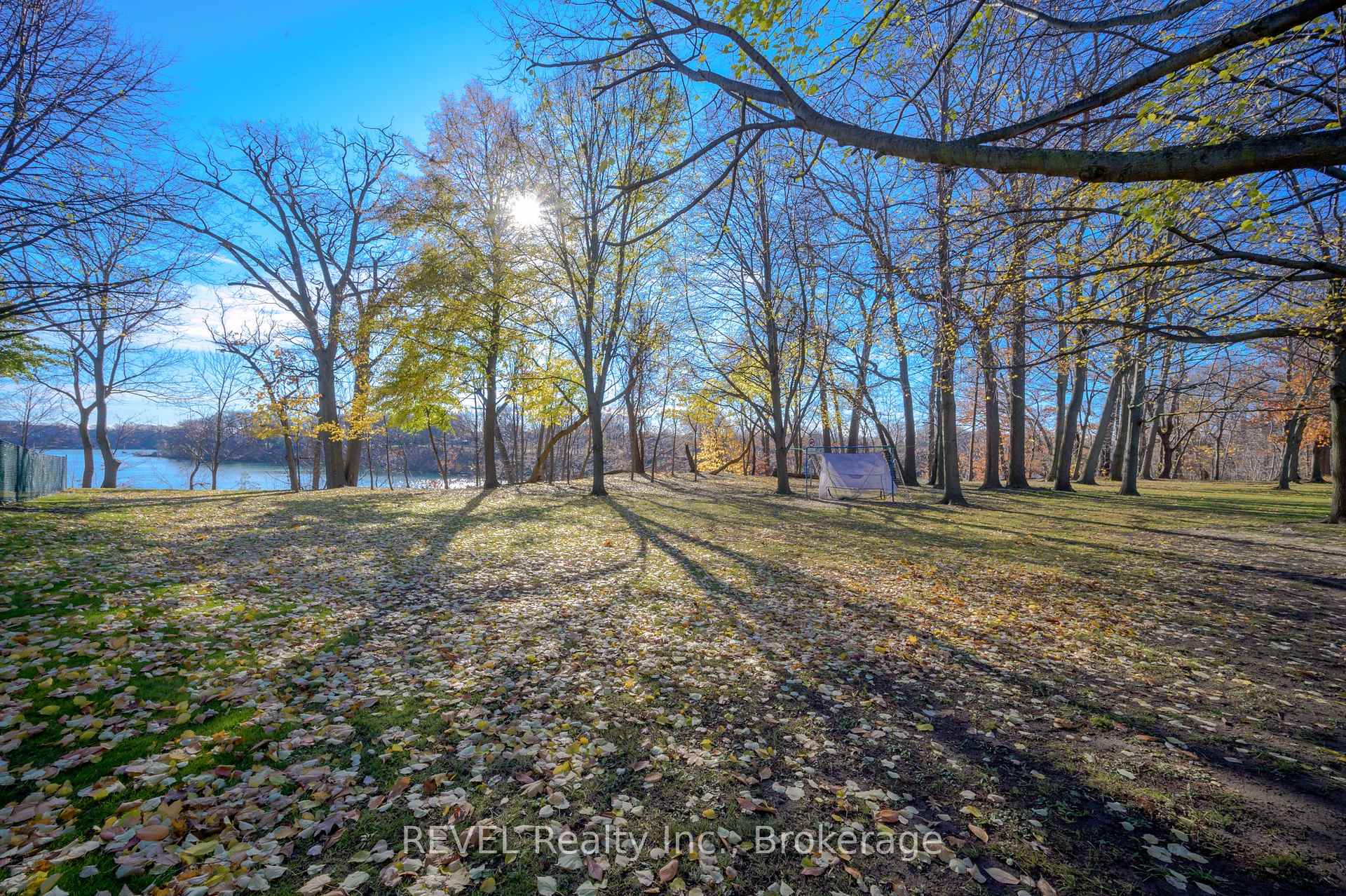 Photo 37 of 48 Port Master Drive, St. Catharines, Martindale Pond — HOMEH