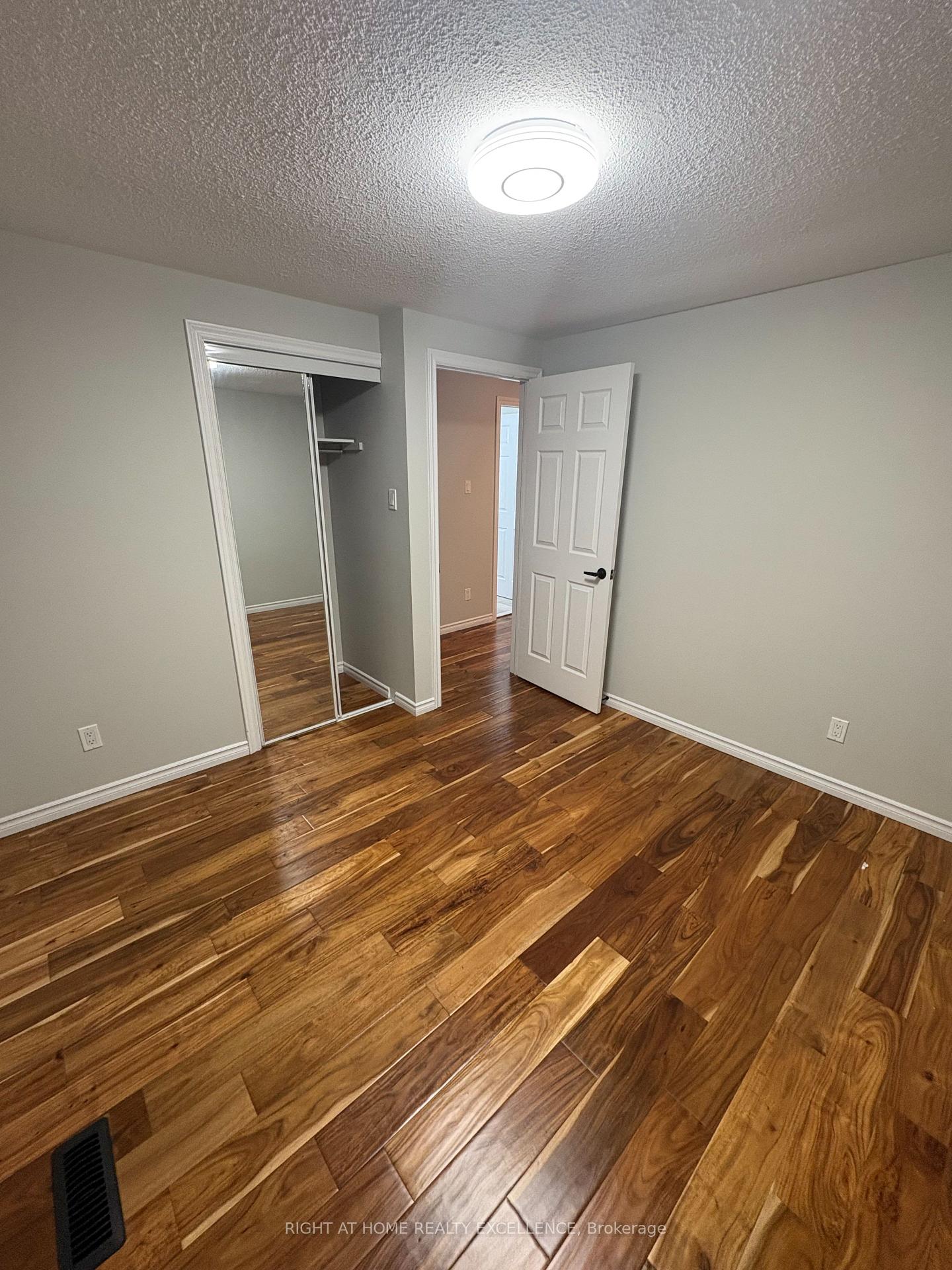 Photo 14 of Unit Upper, 6 Abelard Avenue, Brampton, Fletcher's West — HOMEH