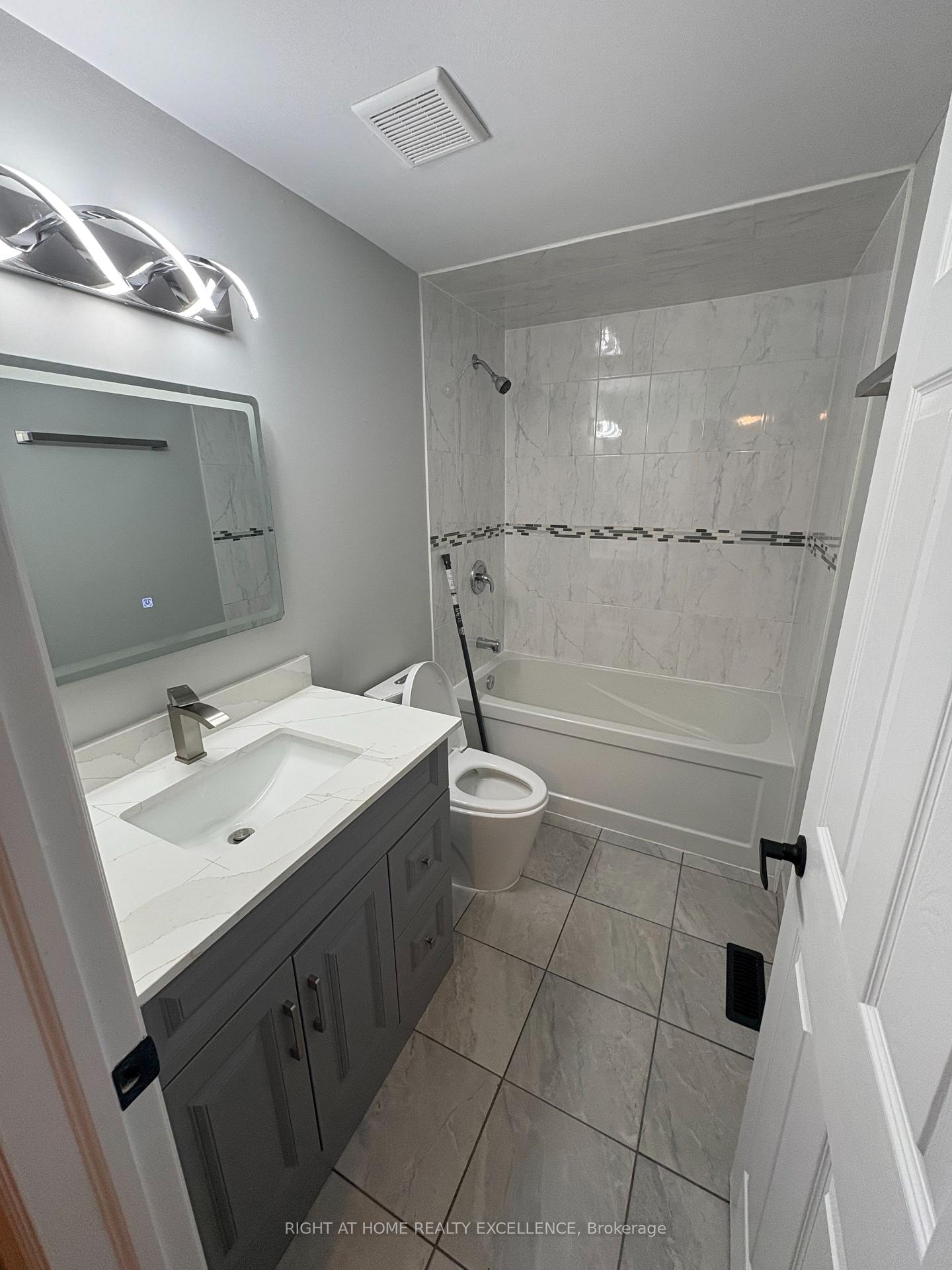 Photo 16 of Unit Upper, 6 Abelard Avenue, Brampton, Fletcher's West — HOMEH