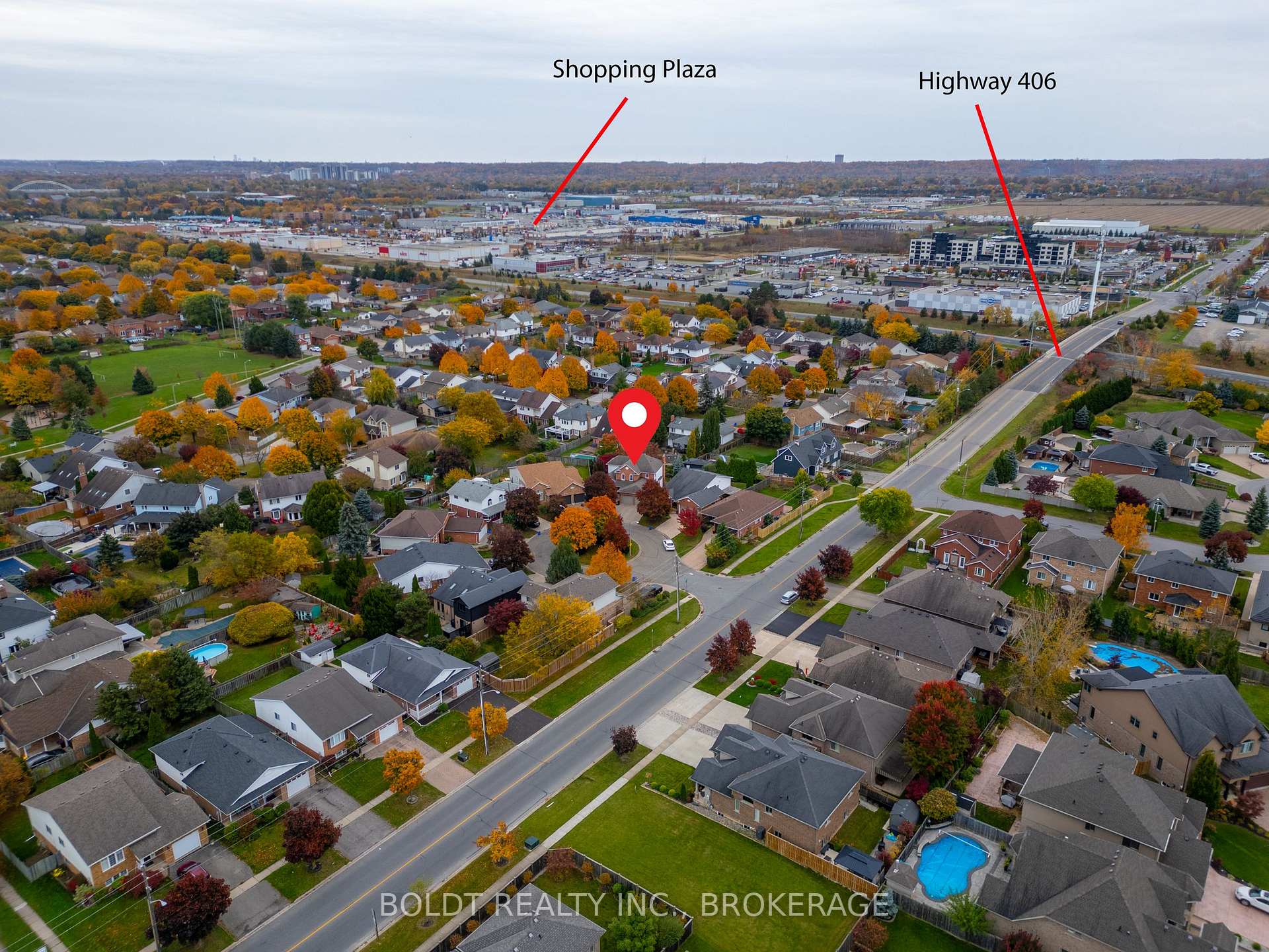 Photo 40 of 6 Inglis Circle, St. Catharines, Grapeview — HOMEH