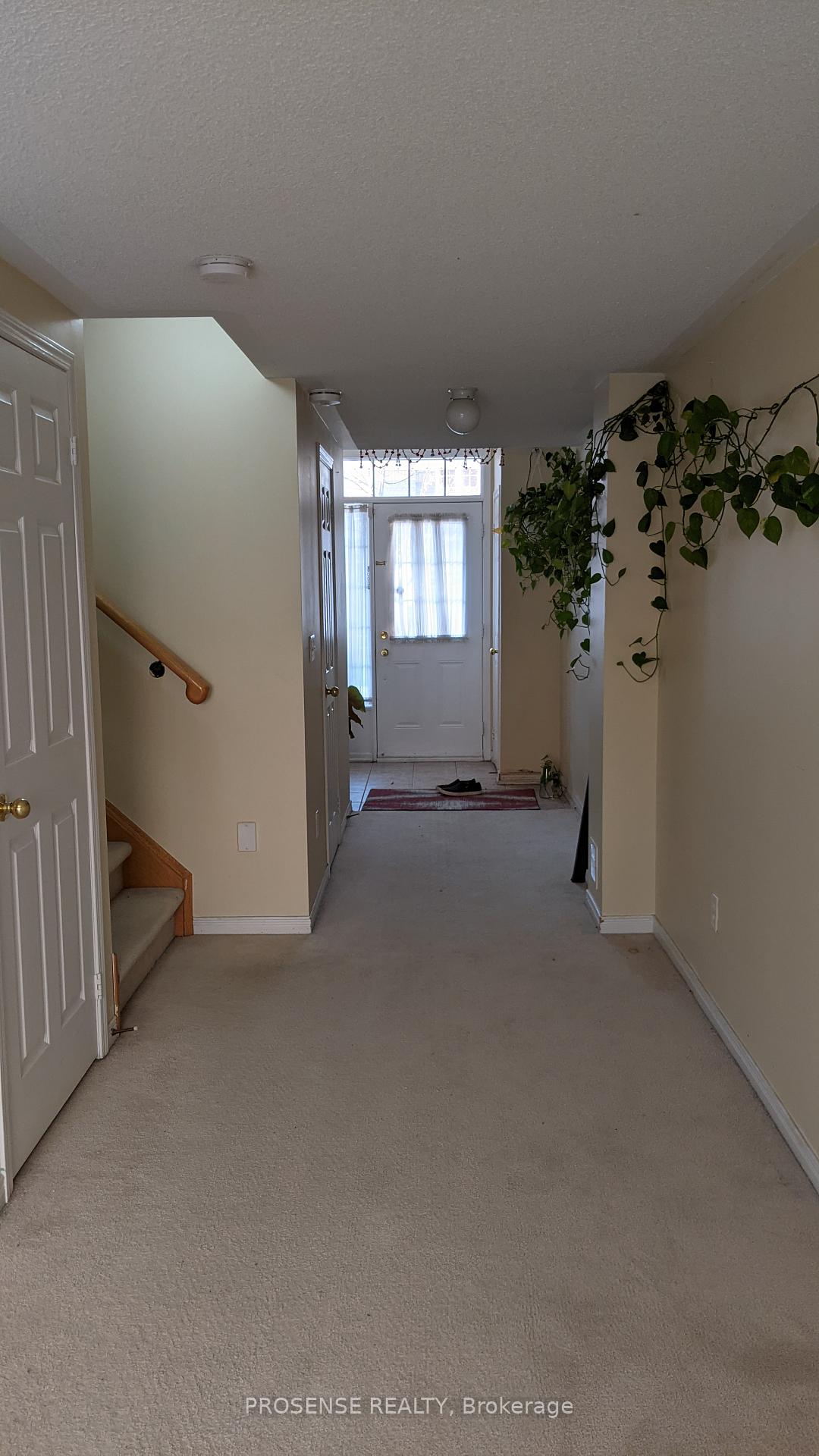 Photo 2 of 57 Unionville Crescent, Brampton, Bram East — HOMEH
