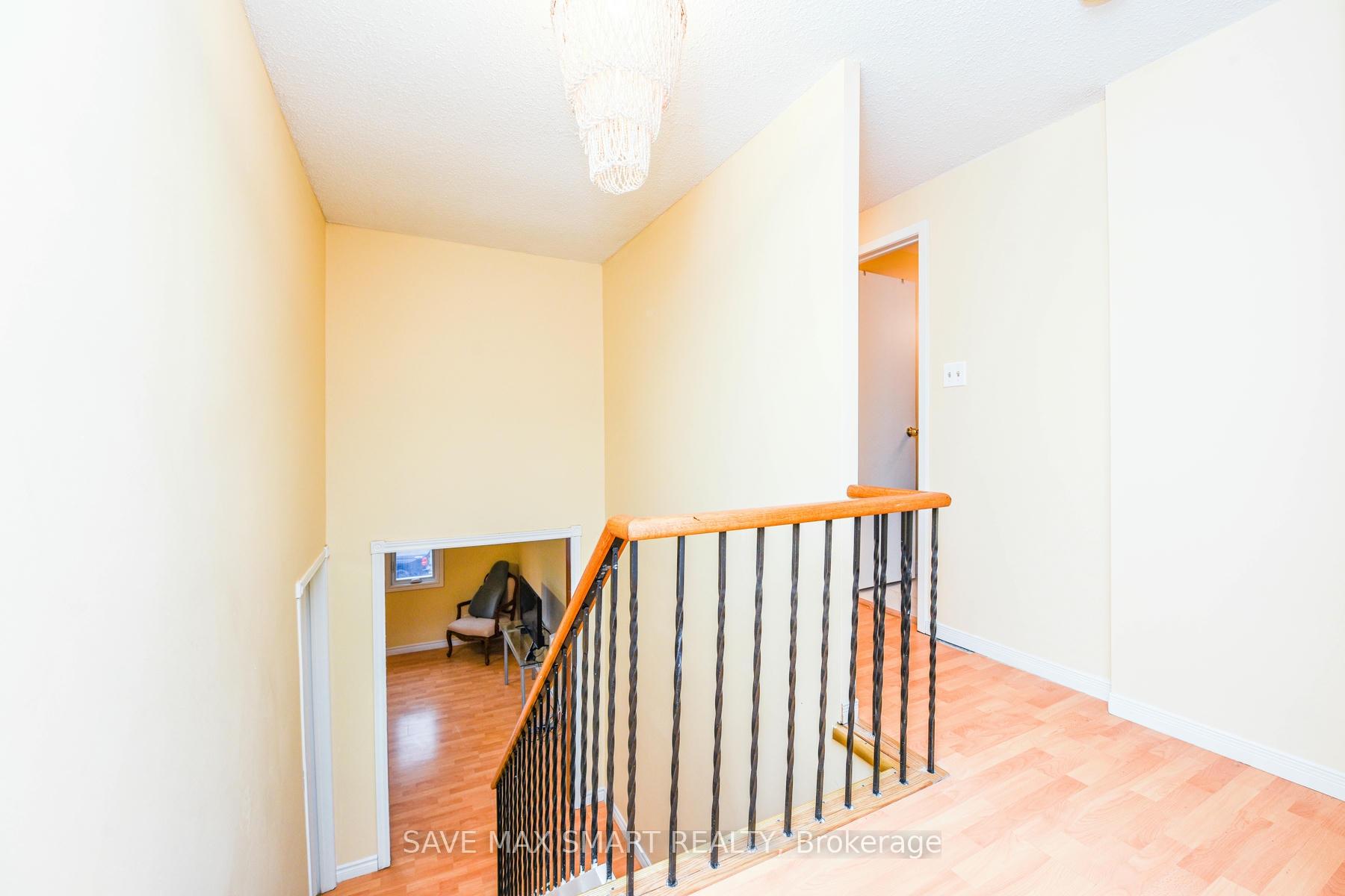 Photo 25 of 10 Keewatin Gate, Brampton, Brampton South — HOMEH