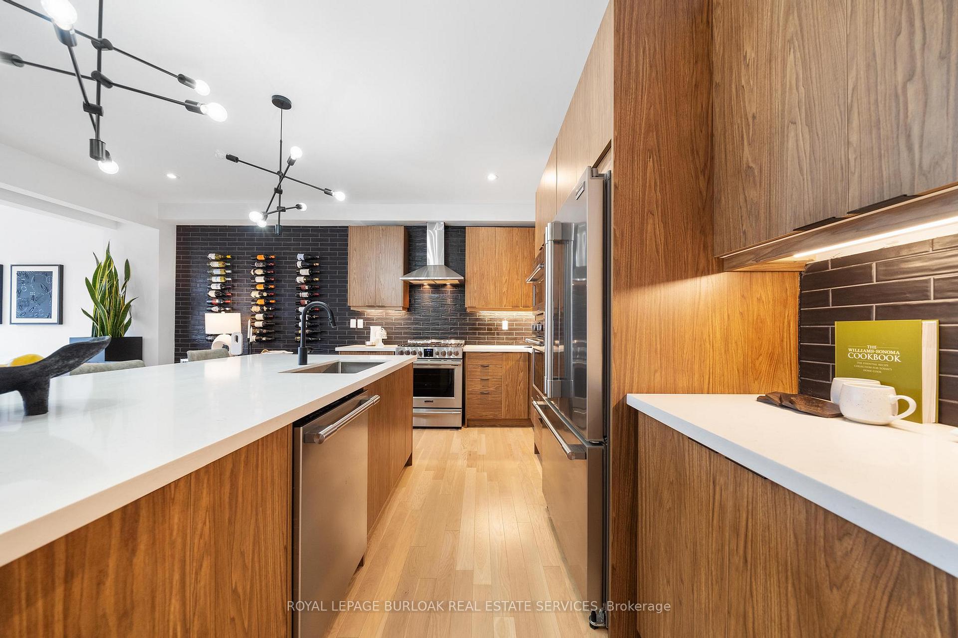 Photo 8 of 72 Melbourne Street, Hamilton, Kirkendall — HOMEH