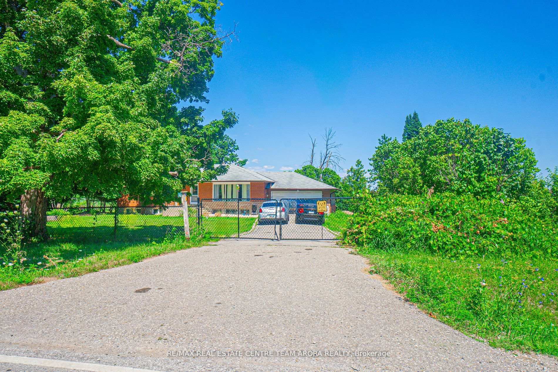 Photo 2 of 9461 Creditview Road, Brampton, Credit Valley — HOMEH