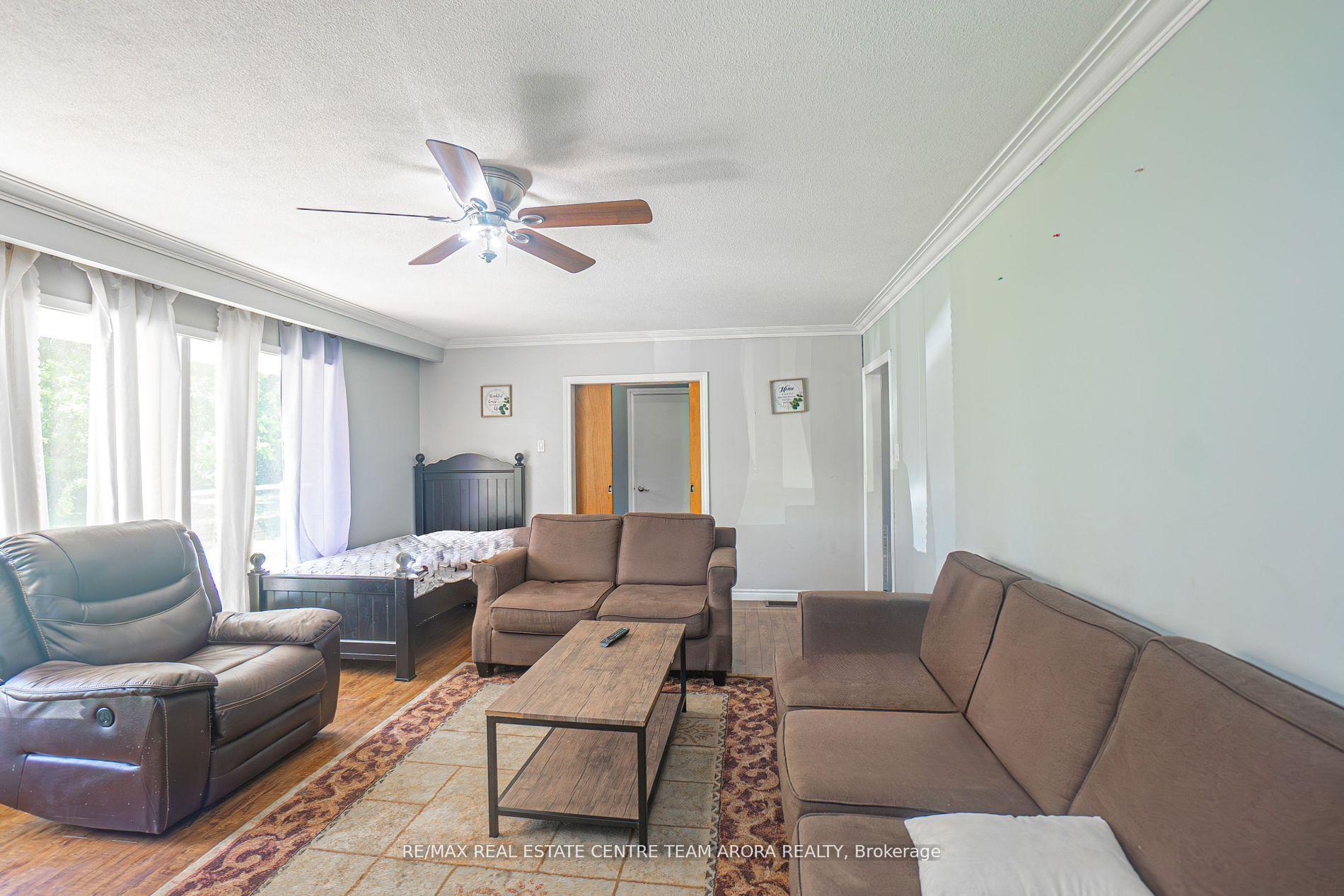 Photo 4 of 9461 Creditview Road, Brampton, Credit Valley — HOMEH