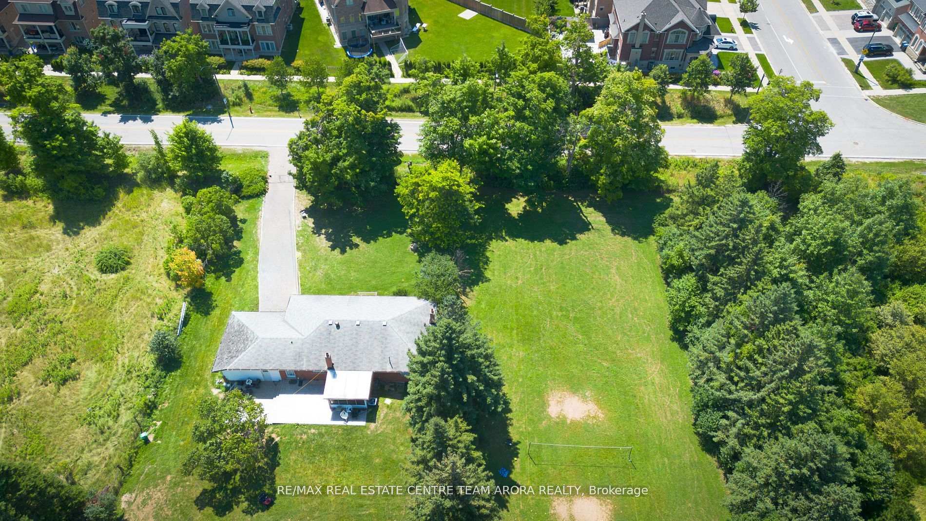 Photo 9 of 9461 Creditview Road, Brampton, Credit Valley — HOMEH