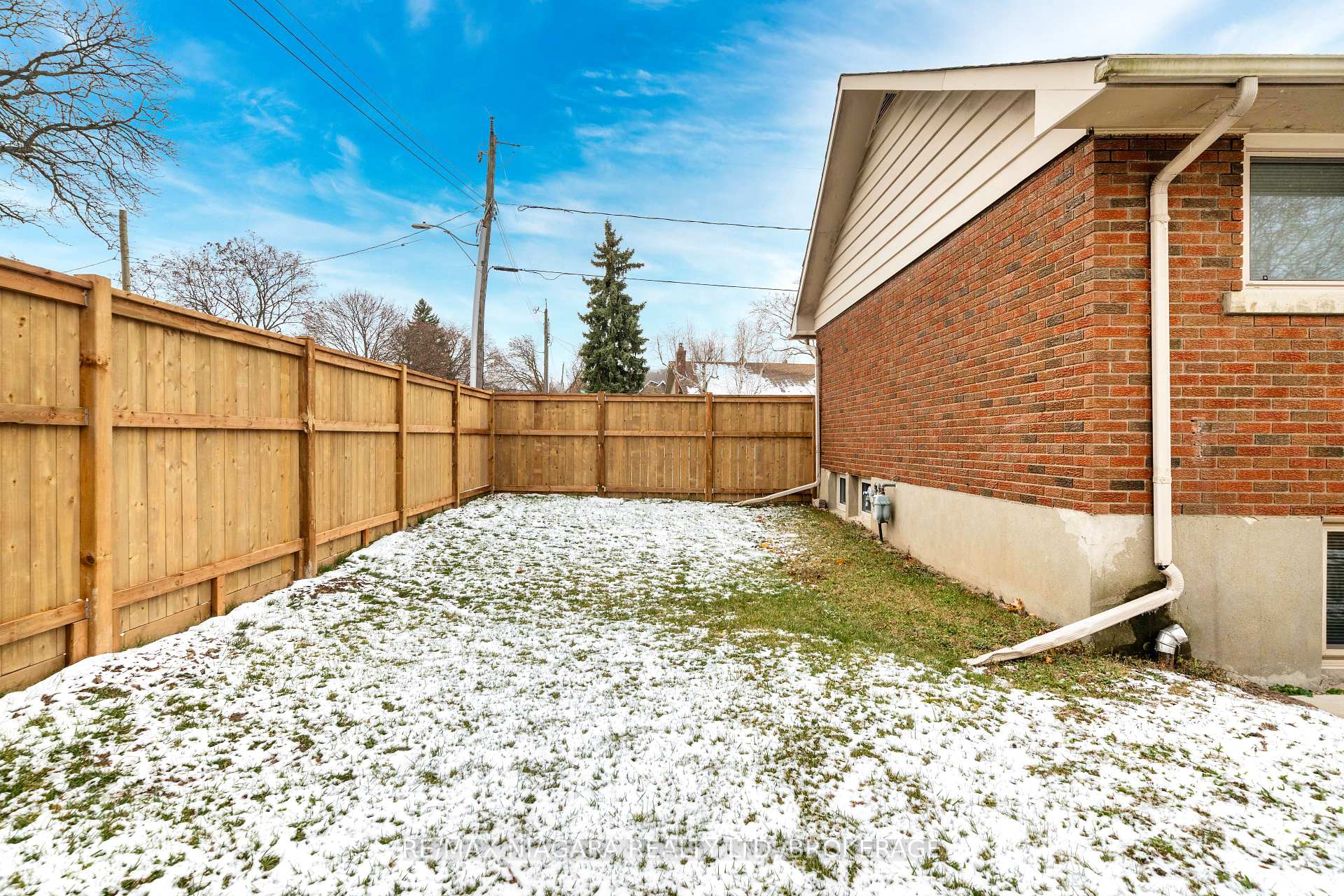 Photo 34 of 29 Elm Ridge Drive, St. Catharines, Glendale/Glenridge — HOMEH