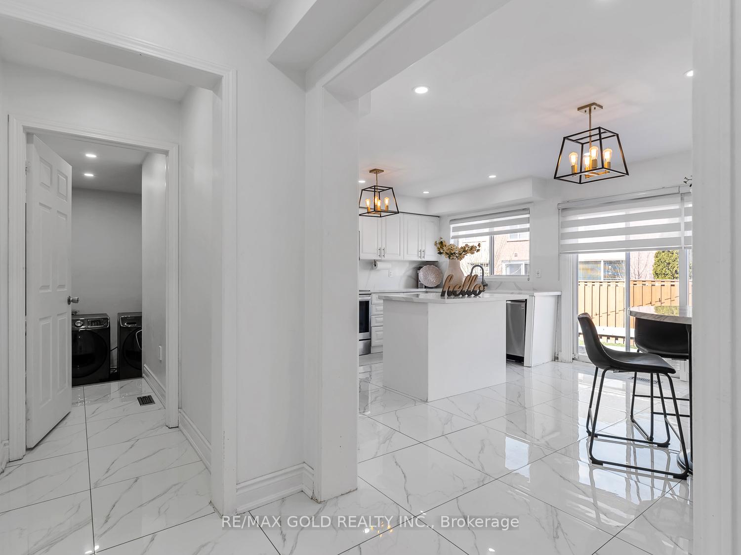 Photo 8 of 16 Balmy Way, Brampton, Vales of Castlemore — HOMEH
