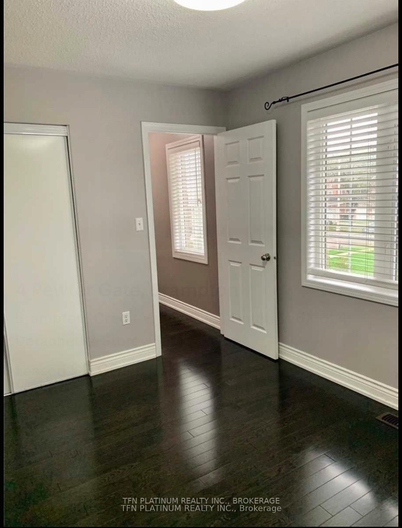 Photo 10 of Unit Upper Level, 4 Pewter Gate, Brampton, Credit Valley — HOMEH