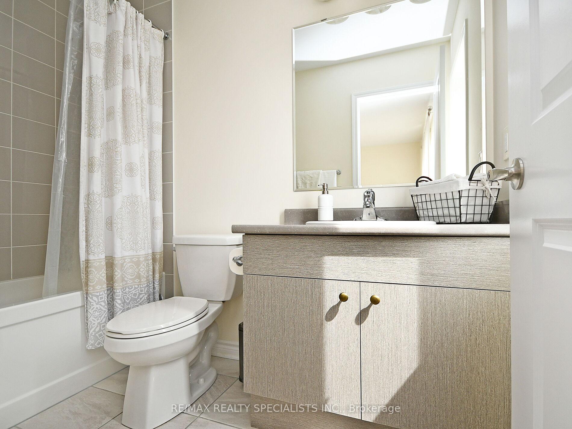 Photo 18 of 69 Stewardship Road, Brampton, Northwest Brampton — HOMEH