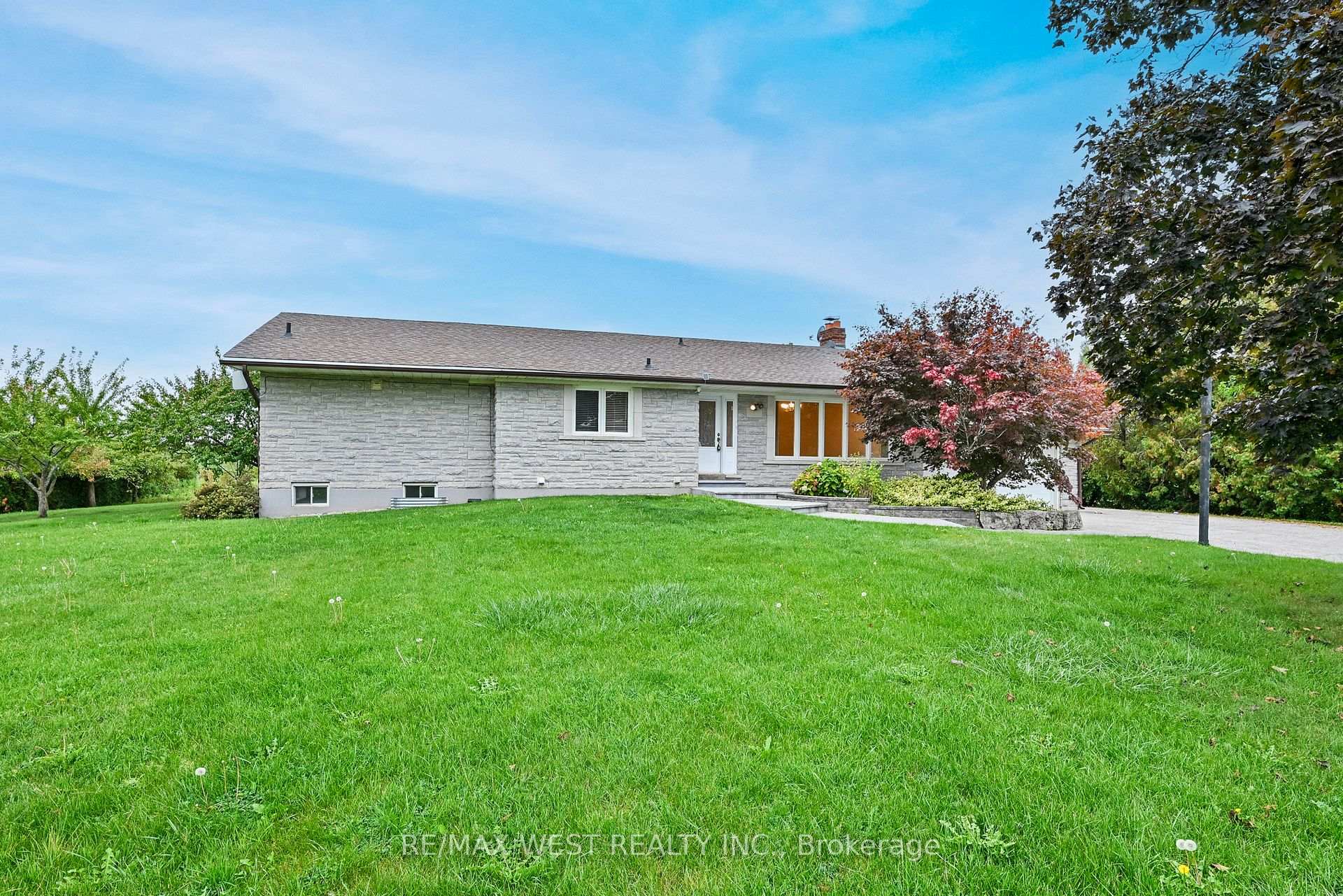 Front of 12370 Creditview Road