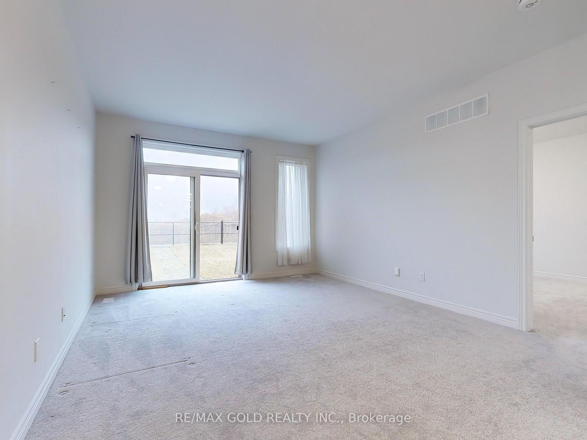 Photo 6 of 16 Noah Common, St. Catharines, Oakdale — HOMEH