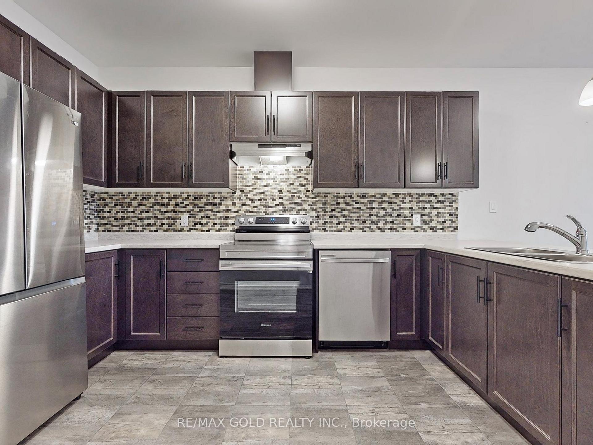 Photo 9 of 16 Noah Common, St. Catharines, Oakdale — HOMEH