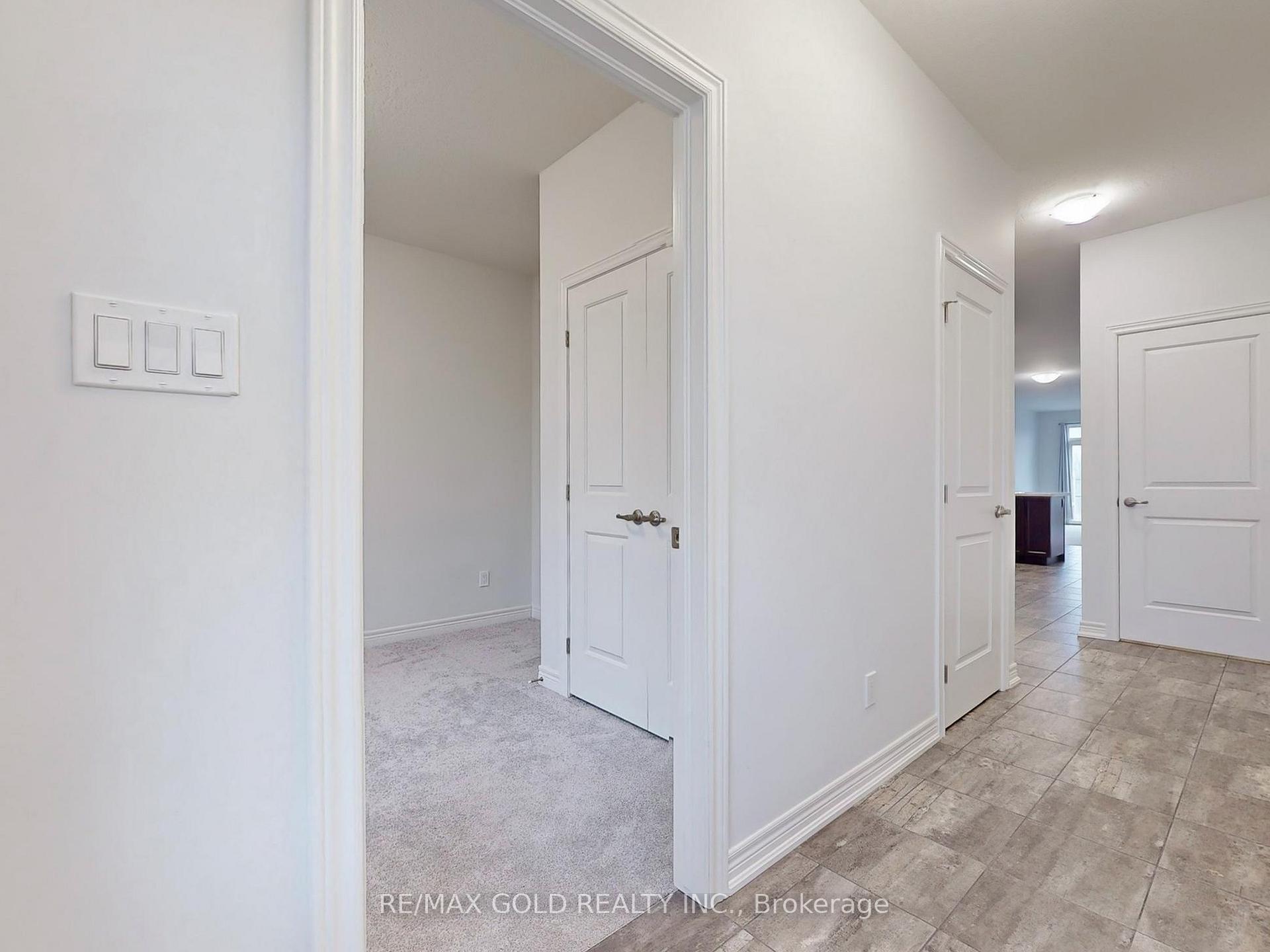 Photo 24 of 16 Noah Common, St. Catharines, Oakdale — HOMEH