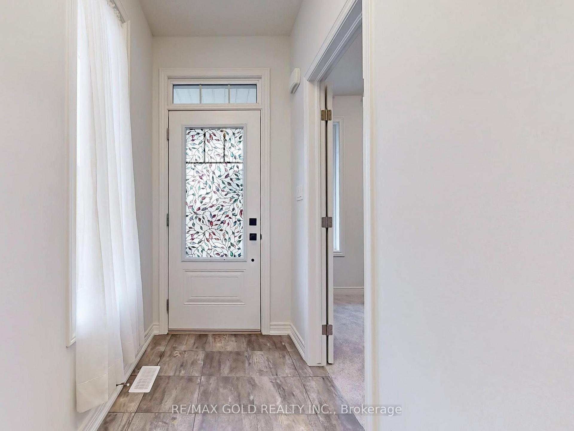 Photo 25 of 16 Noah Common, St. Catharines, Oakdale — HOMEH