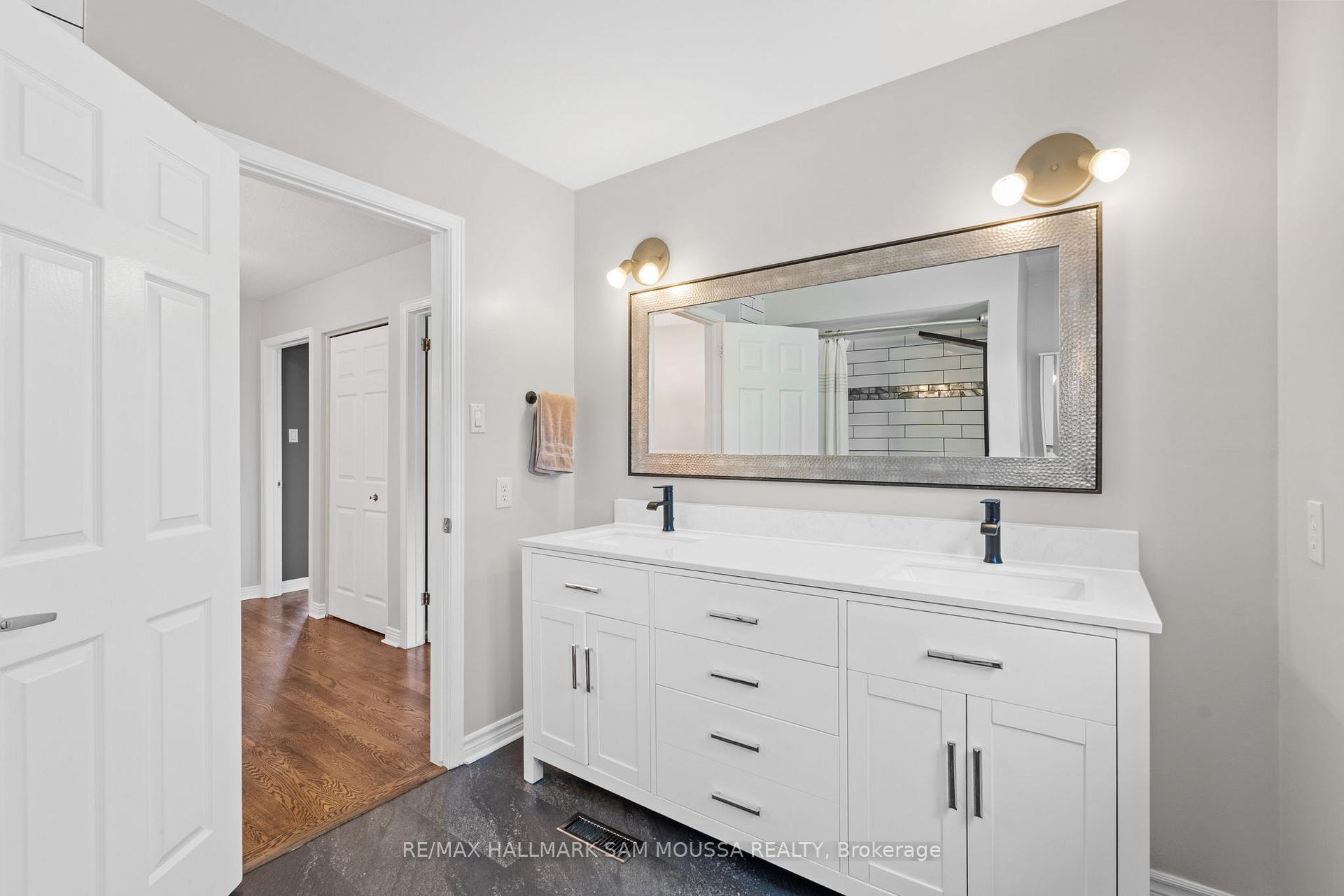 Photo 35 of 97 Thare Crescent, Ottawa, Barrhaven - Knollsbrook — HOMEH