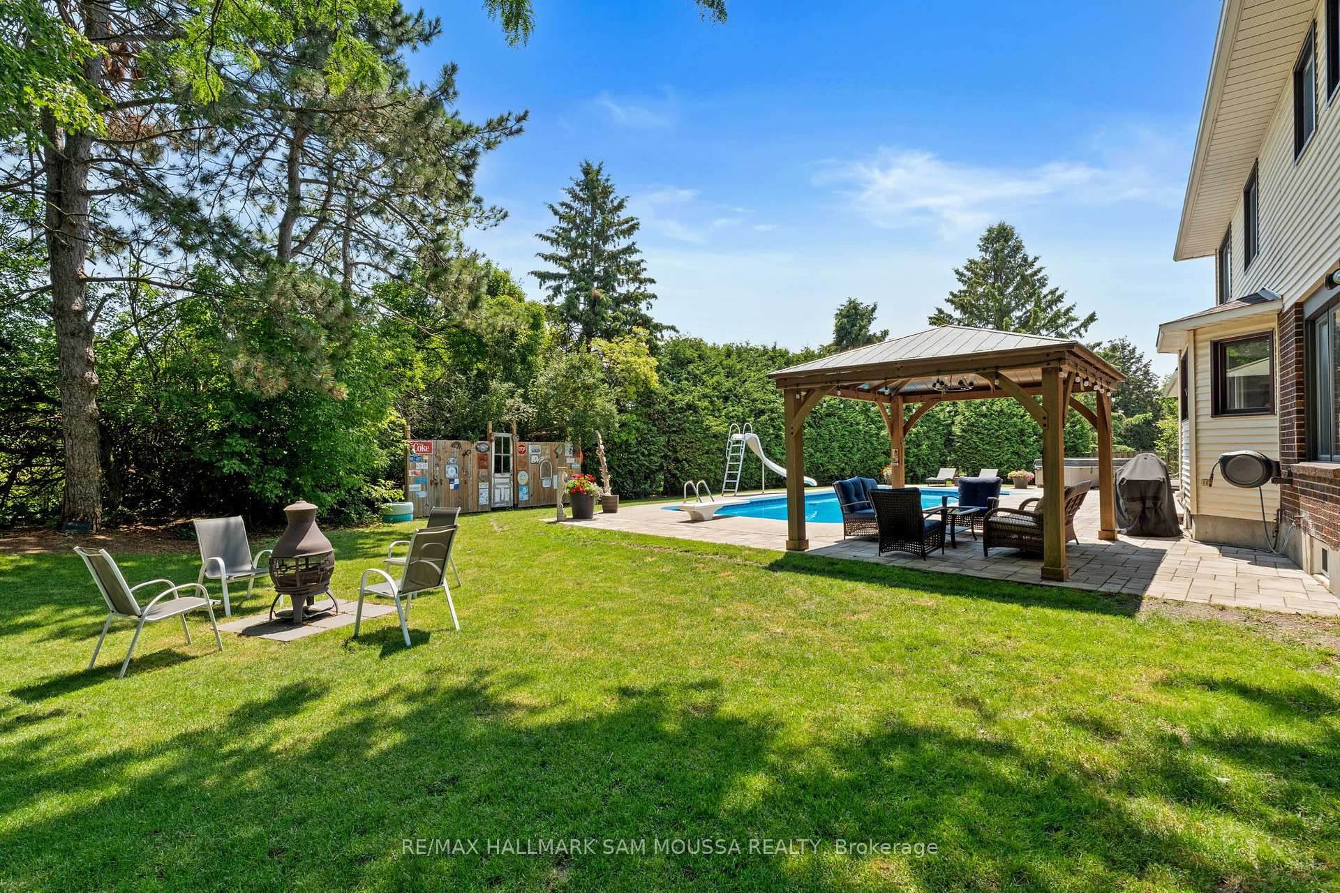 Photo 43 of 97 Thare Crescent, Ottawa, Barrhaven - Knollsbrook — HOMEH