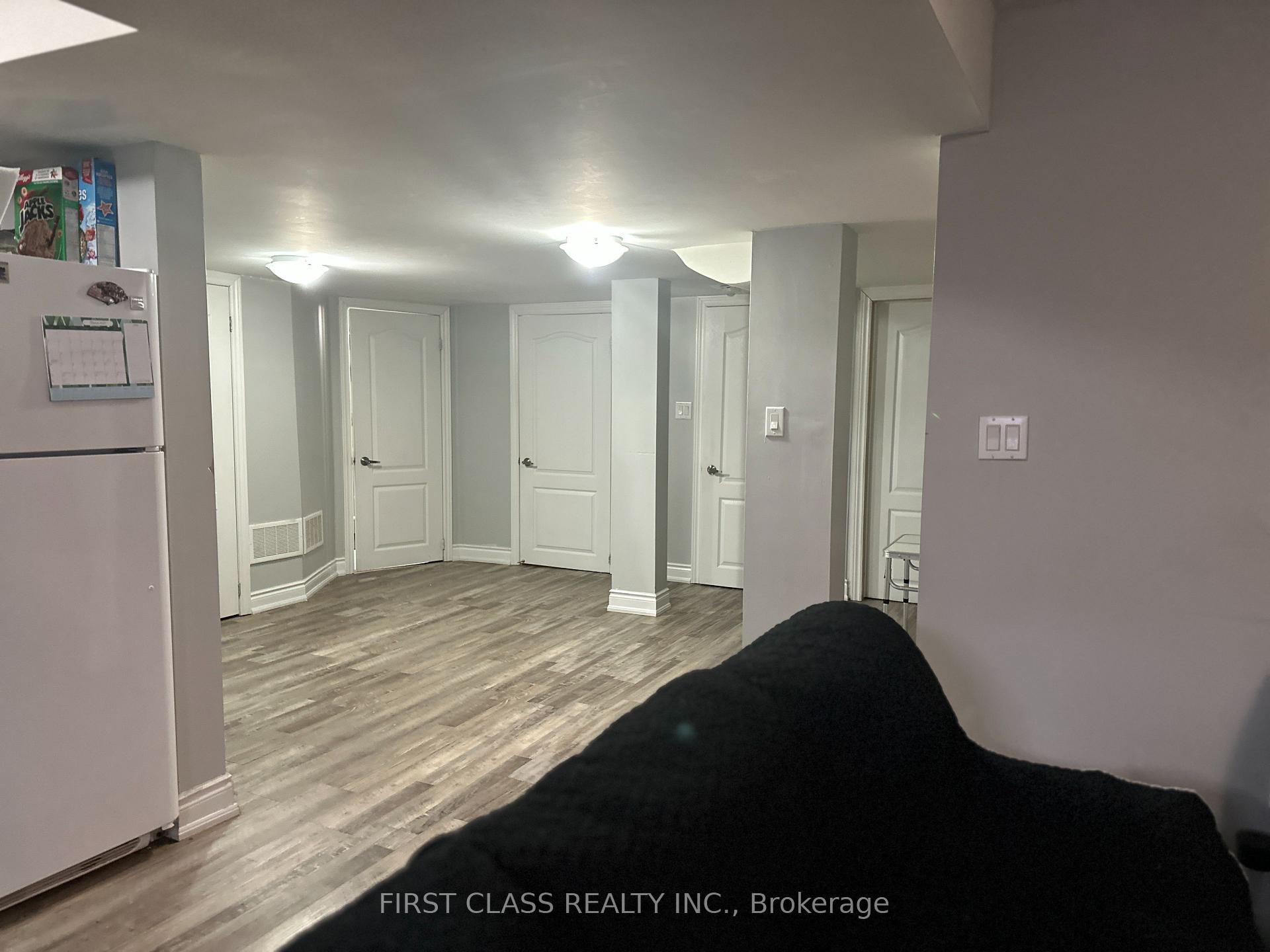 Photo 11 of 36 Dovergreen Drive, Brampton, Fletcher's Meadow — HOMEH