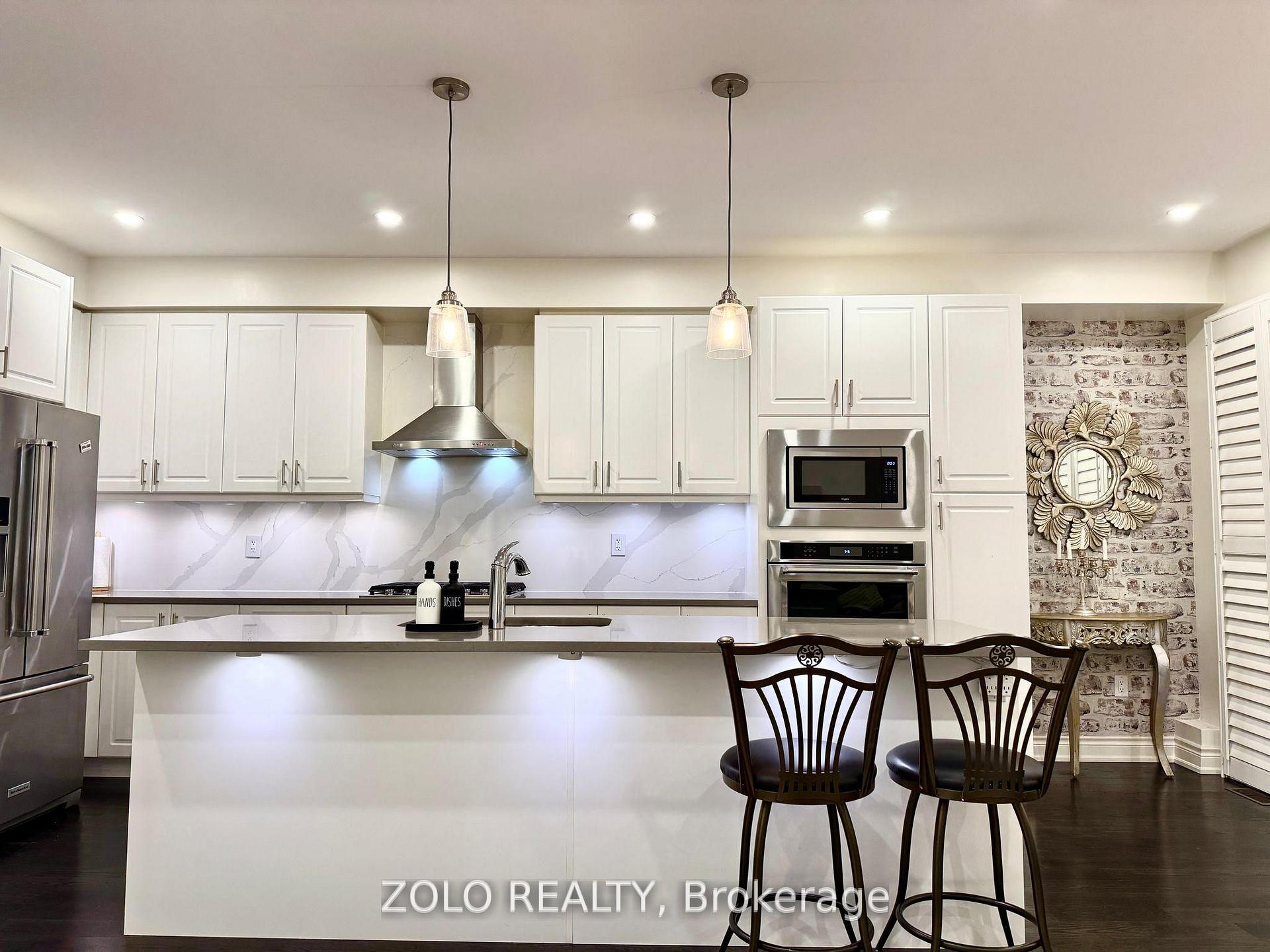 Photo 5 of 10 Brushwood Drive, Brampton, Bram West — HOMEH