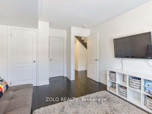 Photo 9 of 10 Brushwood Drive, Brampton, Bram West — HOMEH
