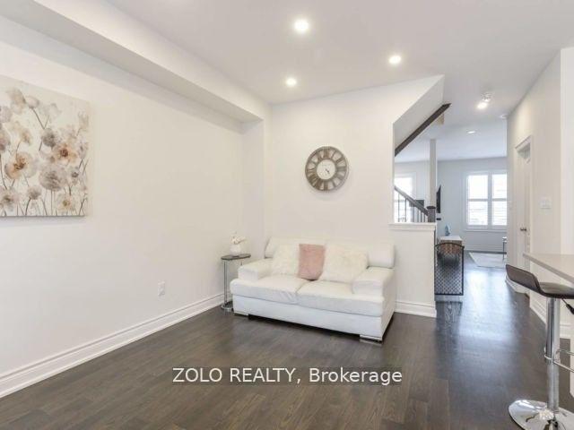 Photo 18 of 10 Brushwood Drive, Brampton, Bram West — HOMEH