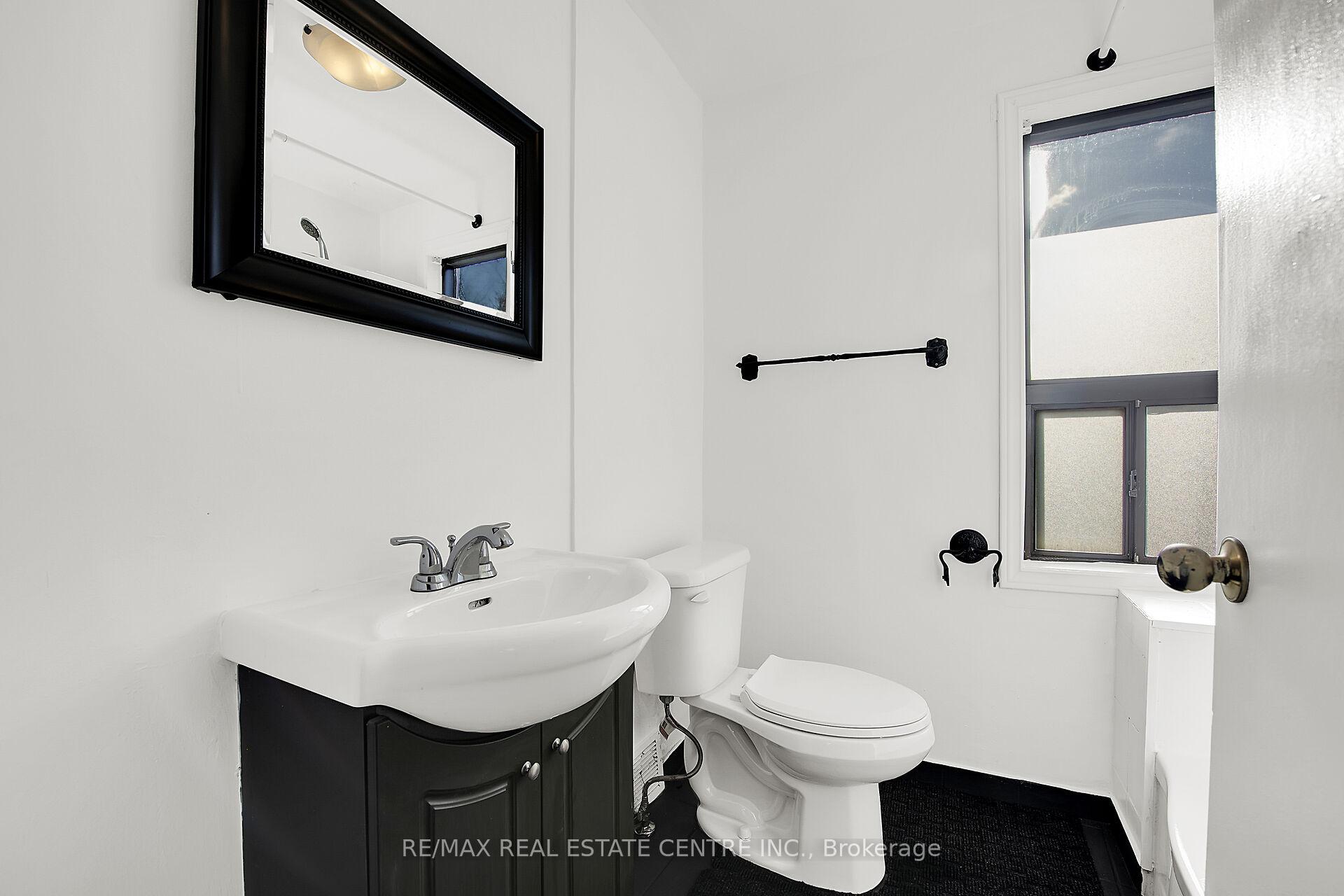 Photo 26 of 20 Keith Street, Hamilton, Industrial Sector — HOMEH