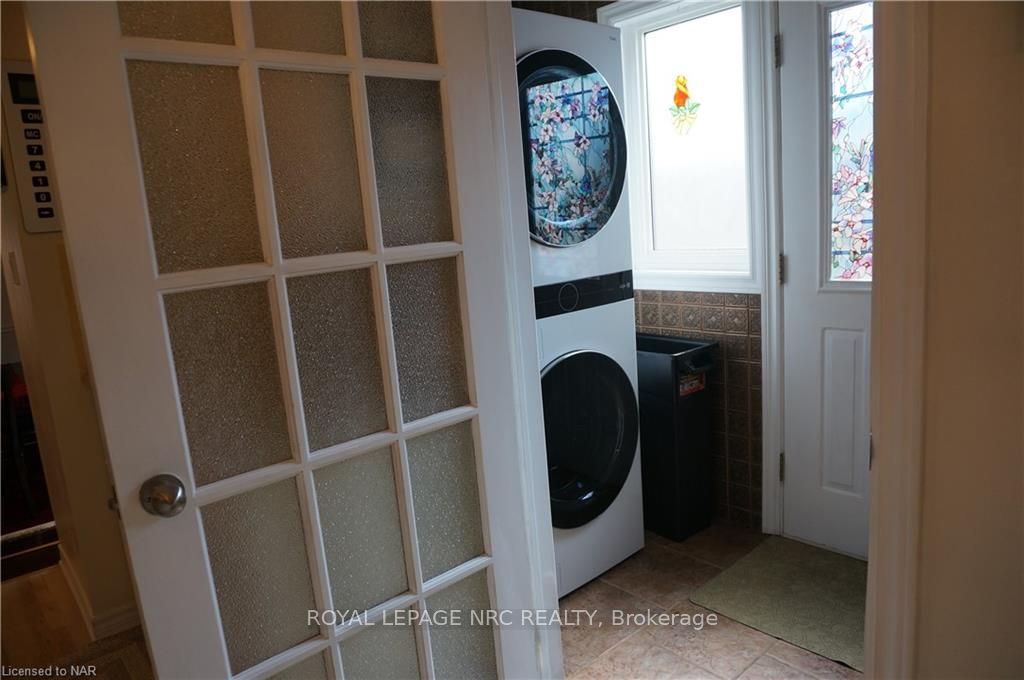 Photo 11 of 62 Cecil Street, St. Catharines, Lakeport — HOMEH