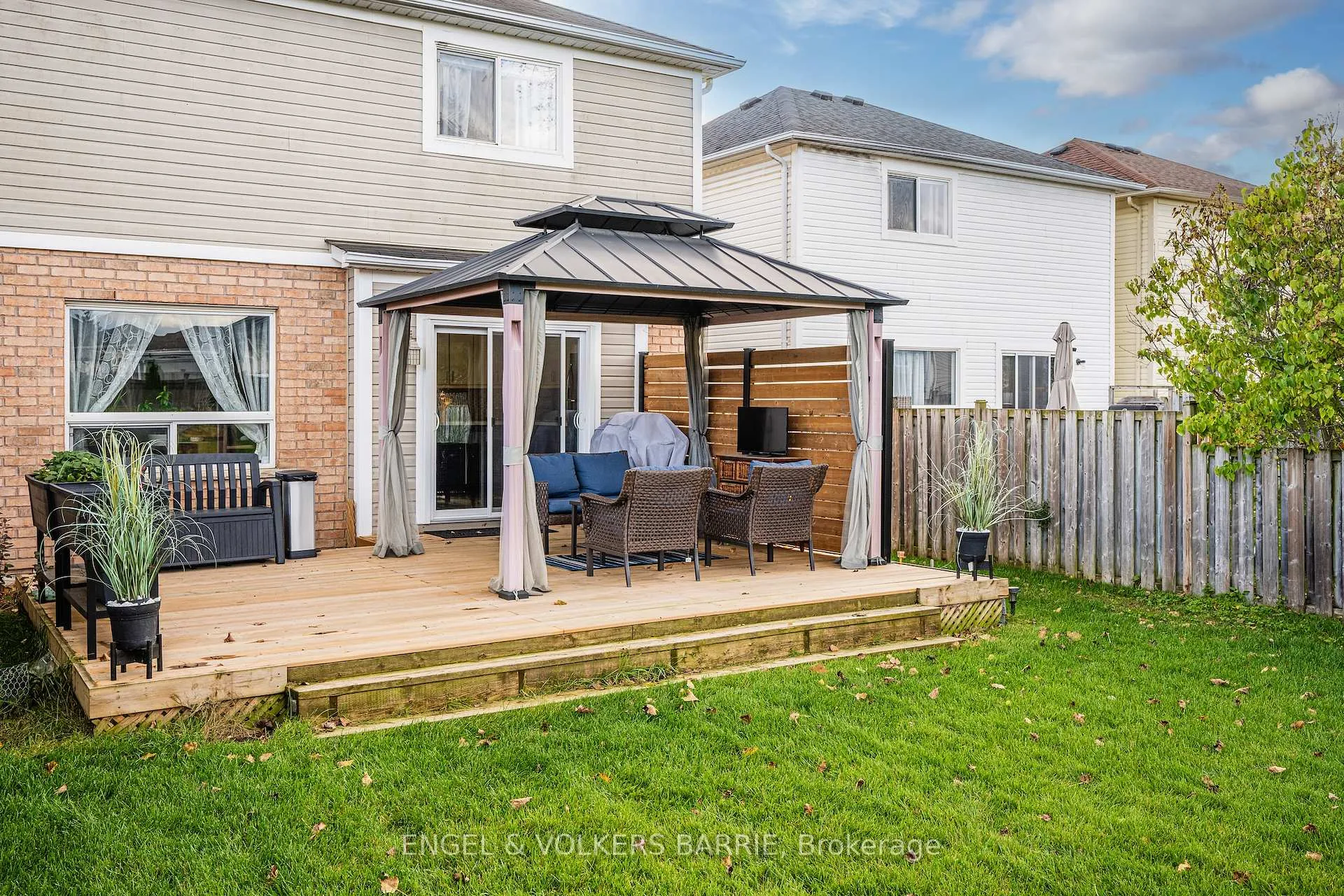 Photo 3 of 12 Truax Crescent, Essa, Angus — HOMEH