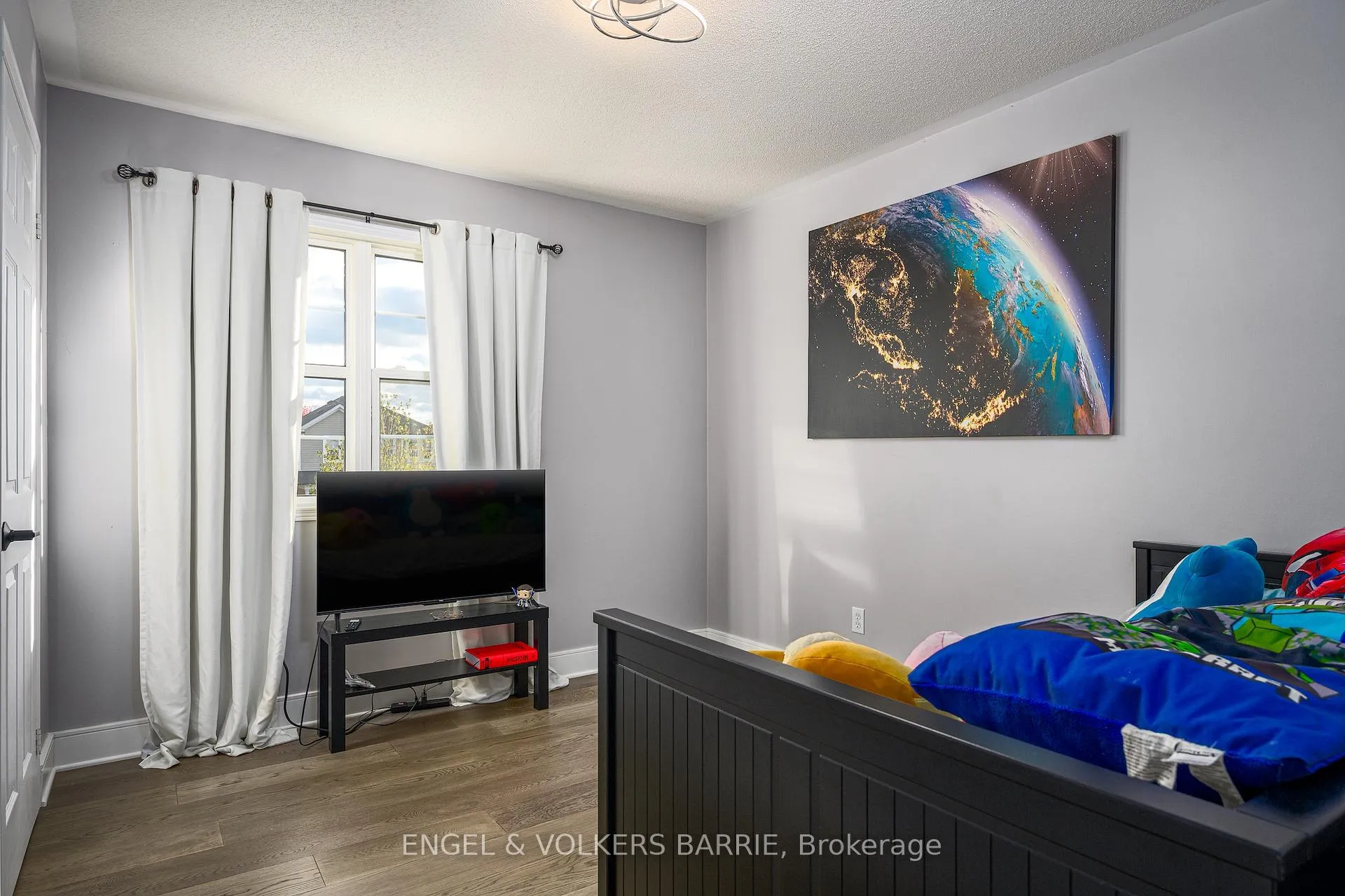 Photo 14 of 12 Truax Crescent, Essa, Angus — HOMEH