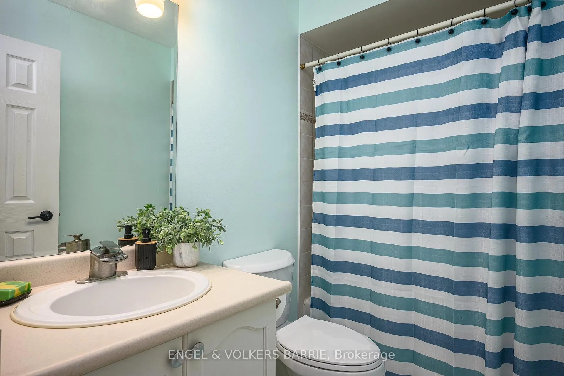Photo 16 of 12 Truax Crescent, Essa, Angus — HOMEH