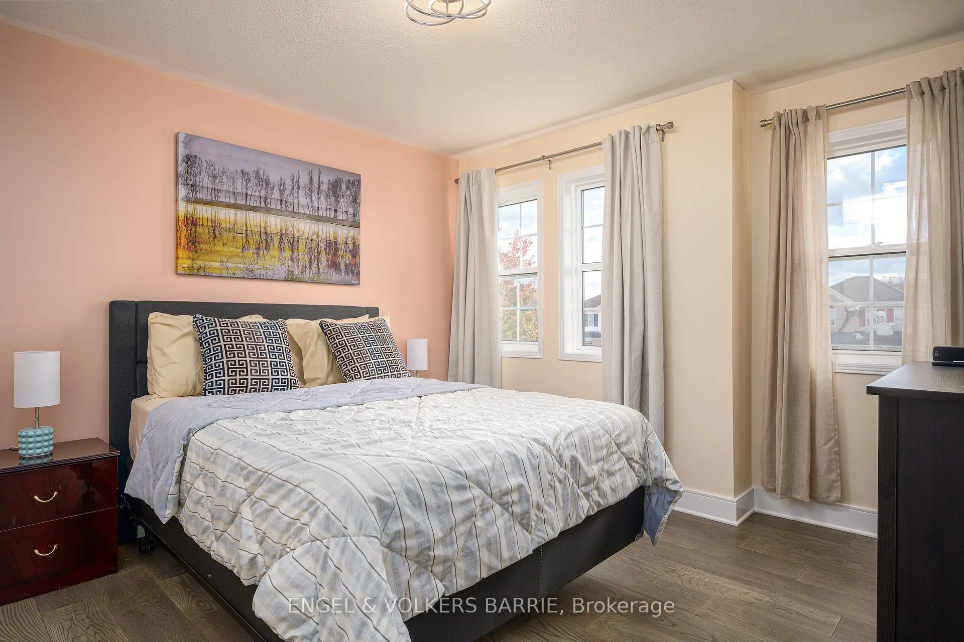 Photo 17 of 12 Truax Crescent, Essa, Angus — HOMEH