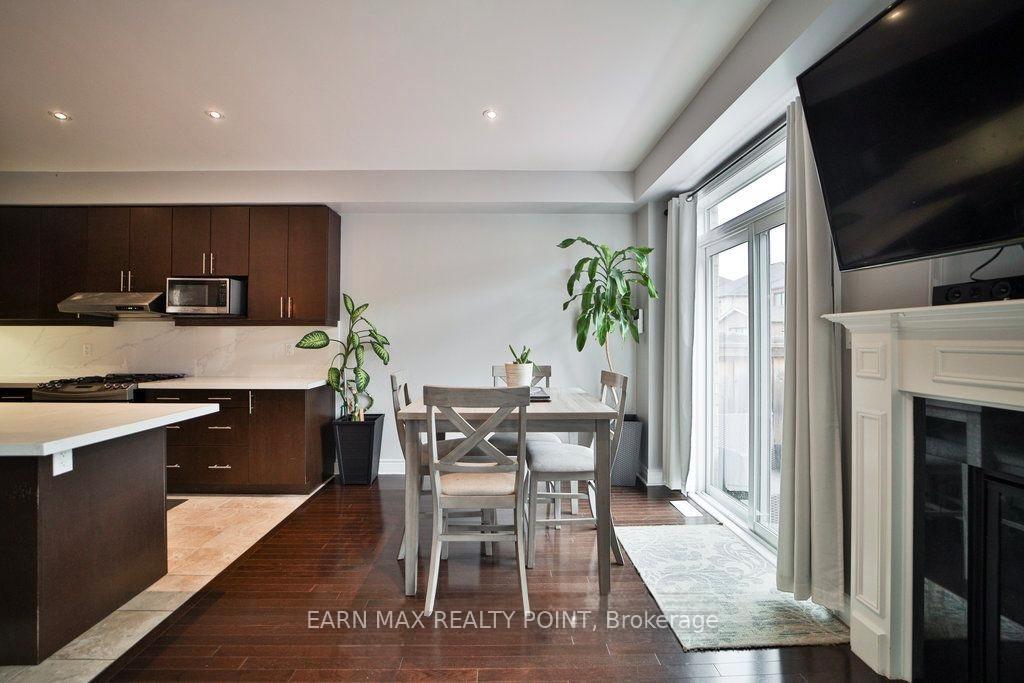 Photo 3 of Unit (UPPER), 64 Andretti Crescent, Brampton, Credit Valley — HOMEH